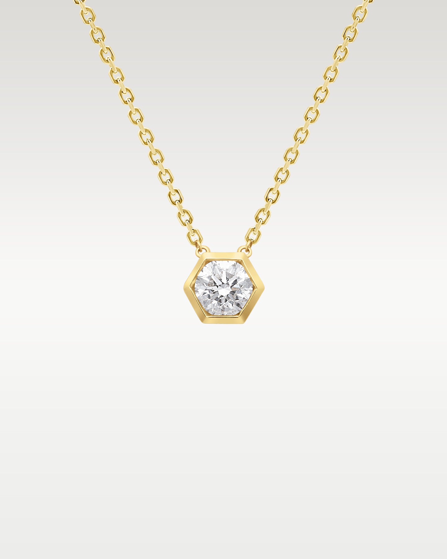 18k Yellow Gold 0.5ct Pendant Necklace