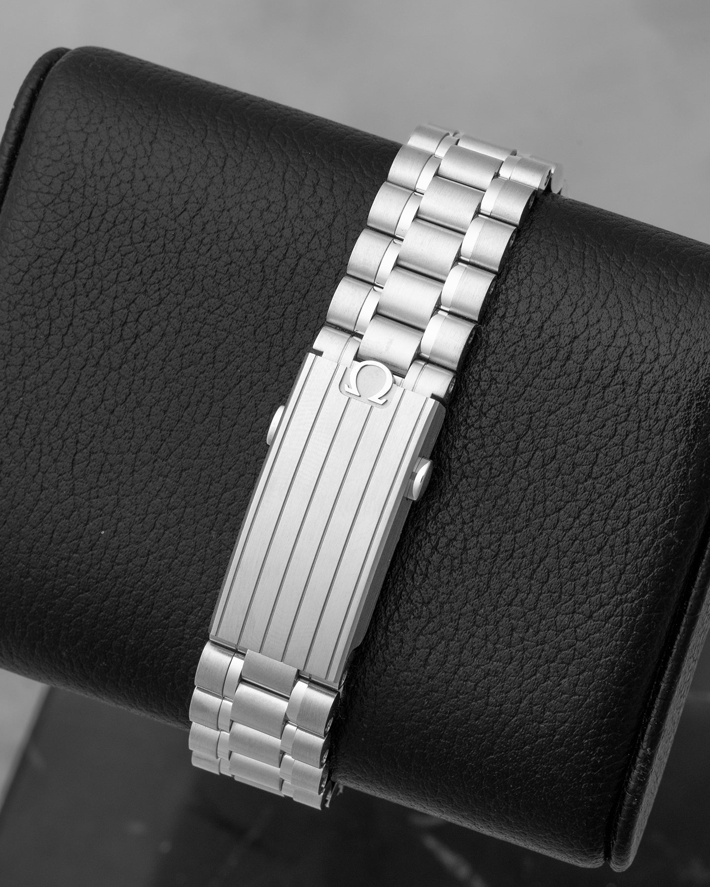 Omega Speedmaster Moonwatch 310.30.42.50.01.002