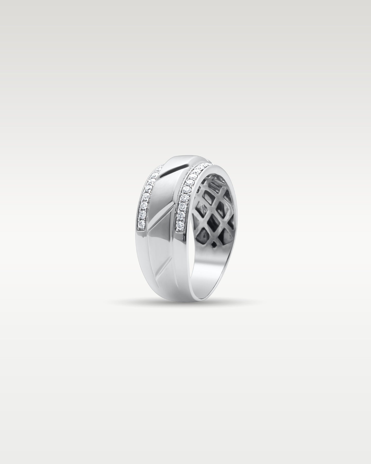 White Gold Diagonal Grooved Diamond Band | Noah's Fine Jewelry Frisco