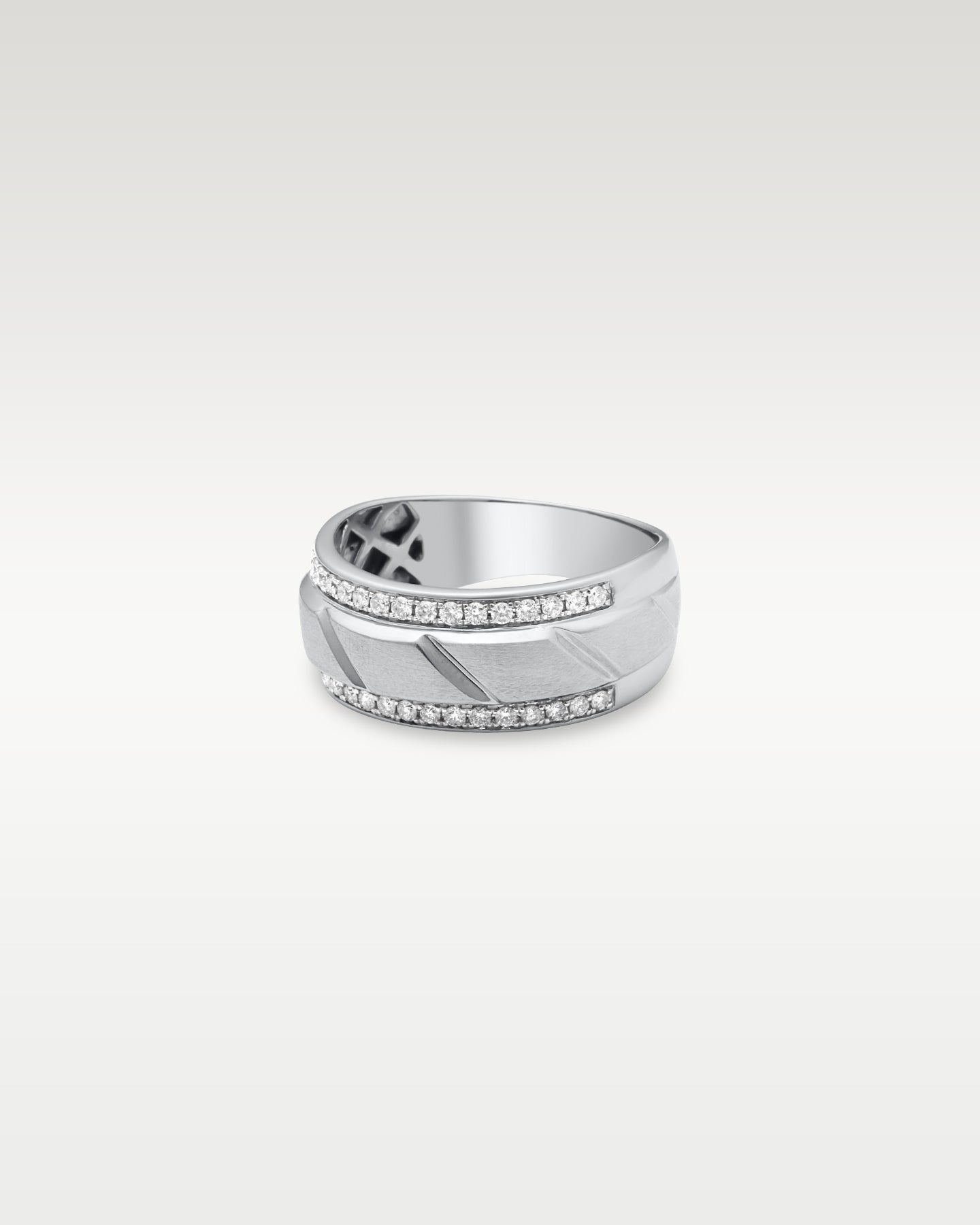 White Gold Diagonal Grooved Diamond Band | Noah's Fine Jewelry Frisco