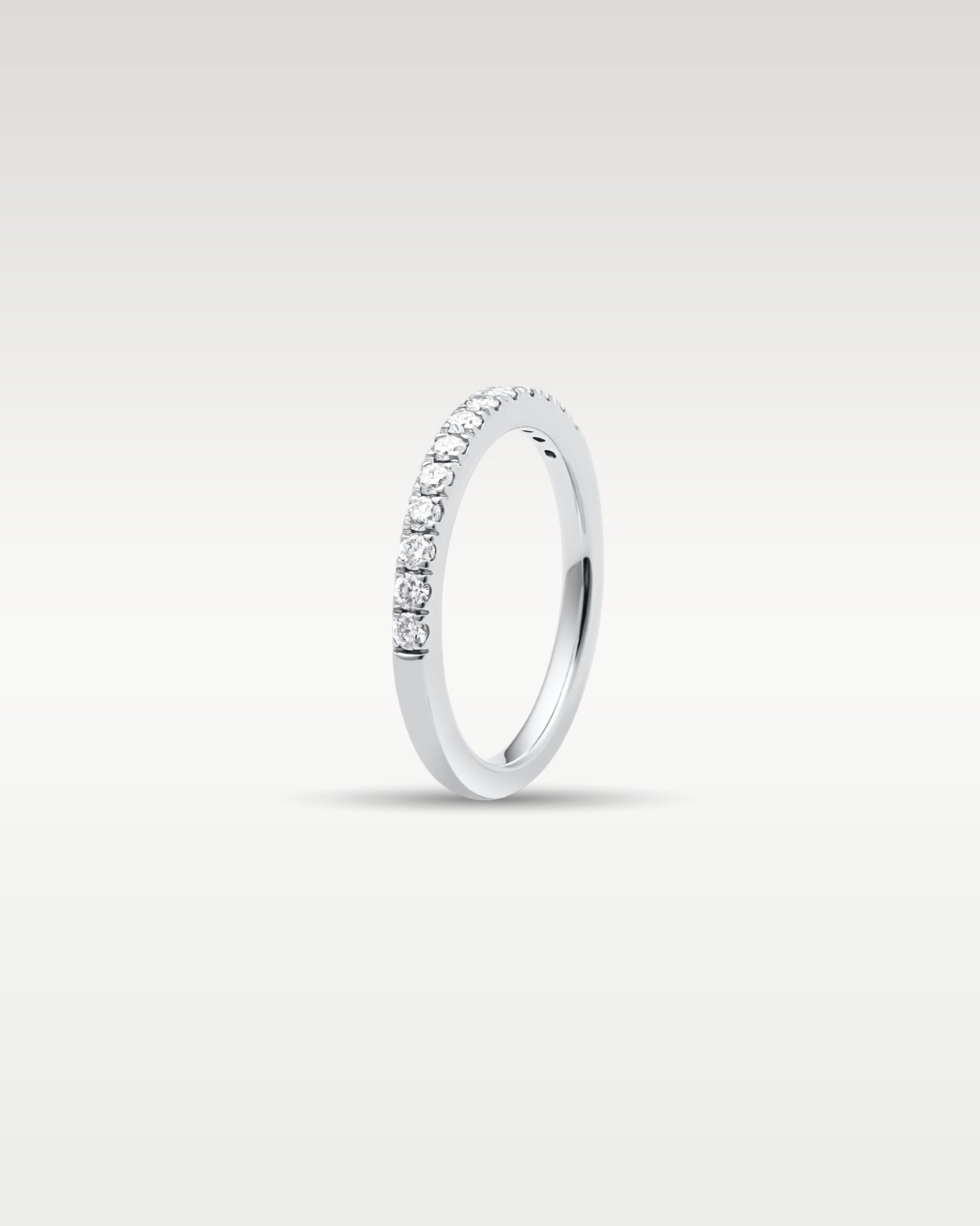 14k White Gold Estenza Diamond Wedding Band | Noah's Fine Jewelry DFW, Texas