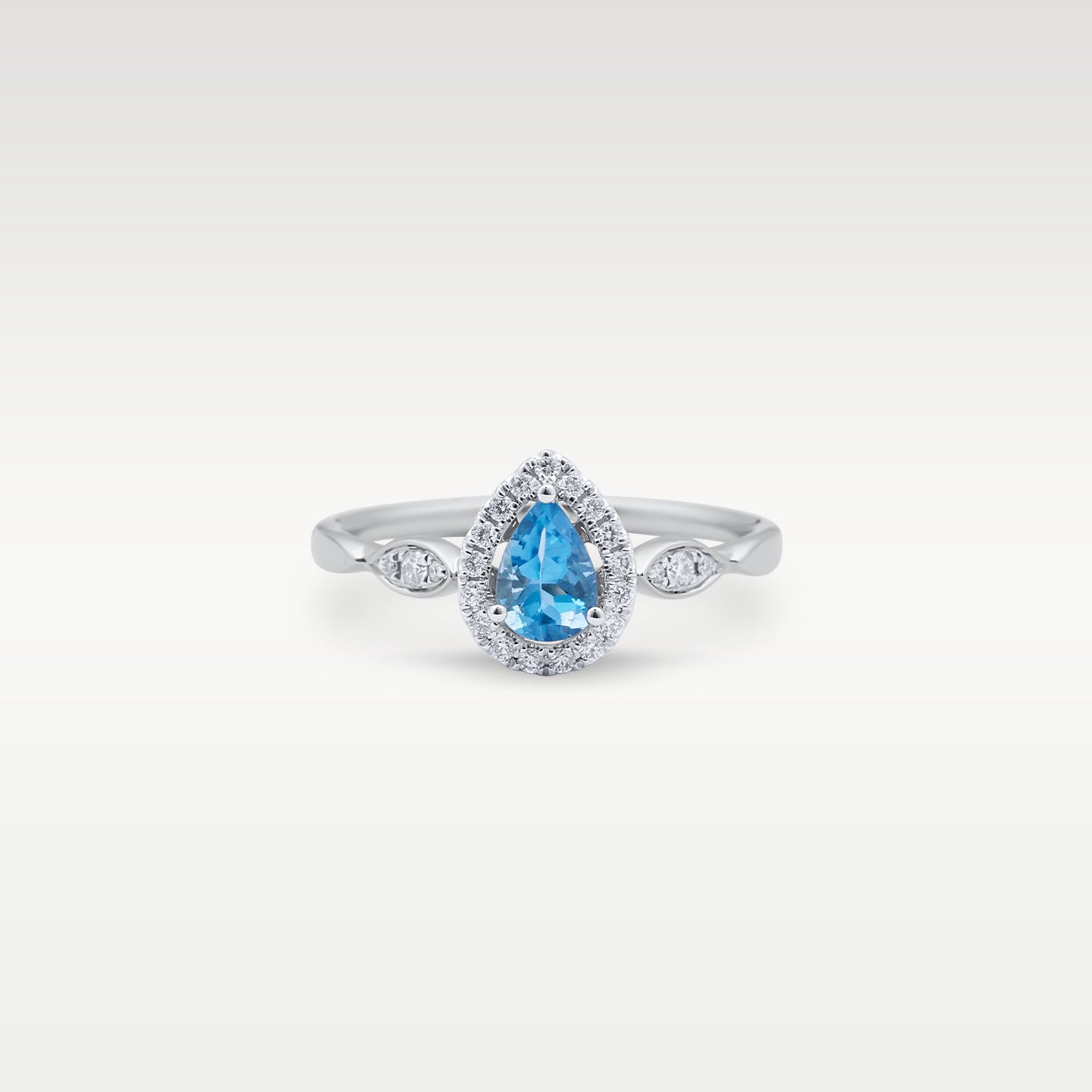 18K Gold Aquamarine & Pear Diamond Ring | Noah's Fine Jewelry Dallas, Texas