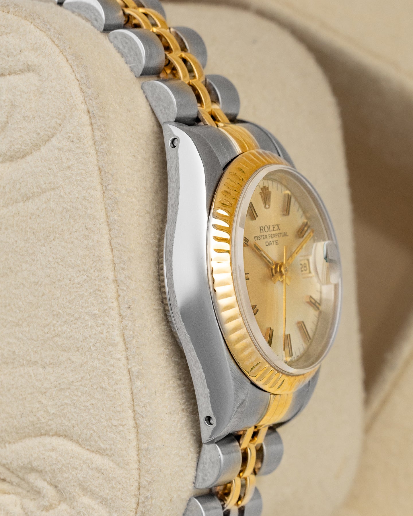 1991 Rolex Date 26 69173 | Noah's Fine Watches Dallas, Texas