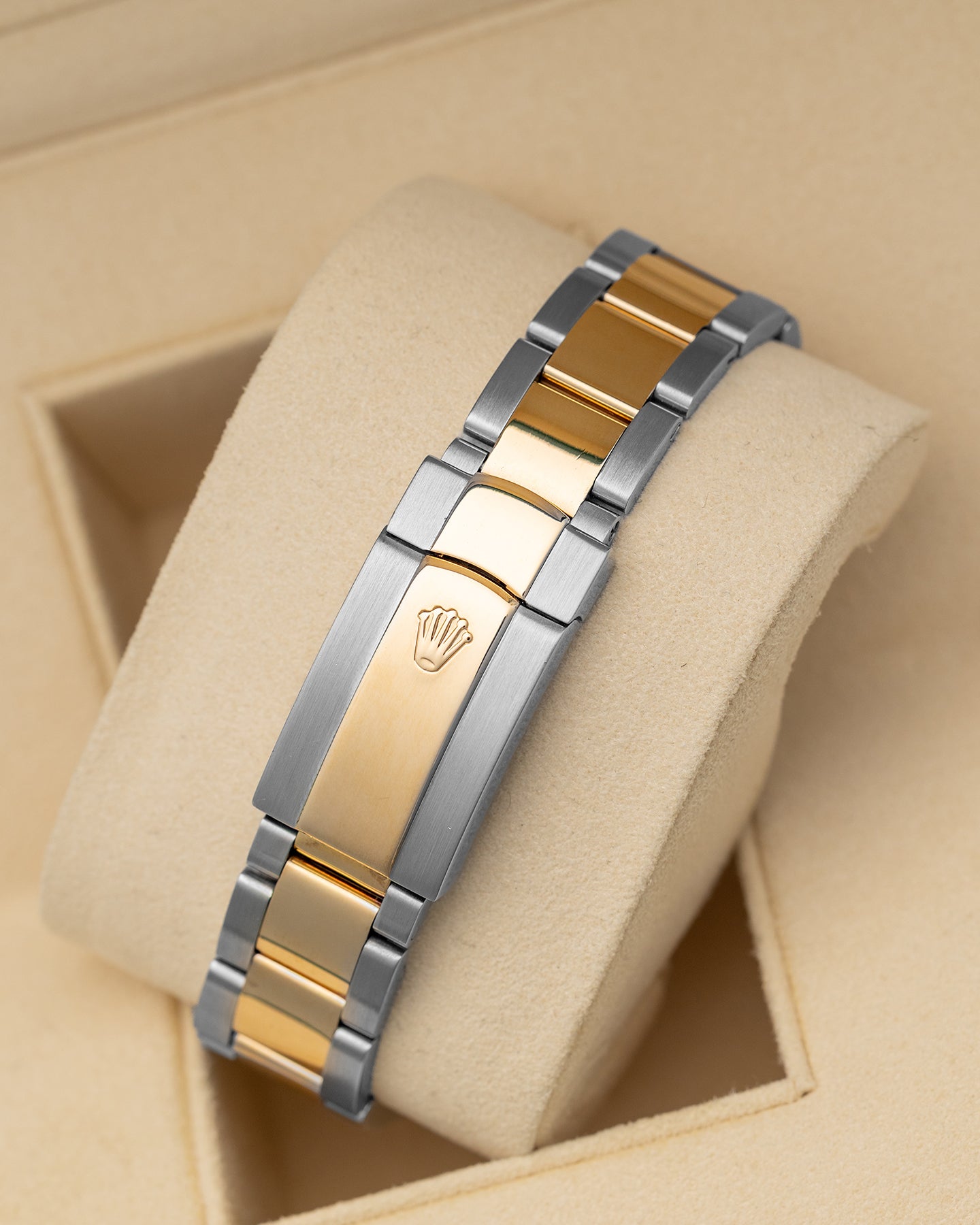 36MM Rolex Datejust Champagne Diamond 116233 | Noah's Fine Watches