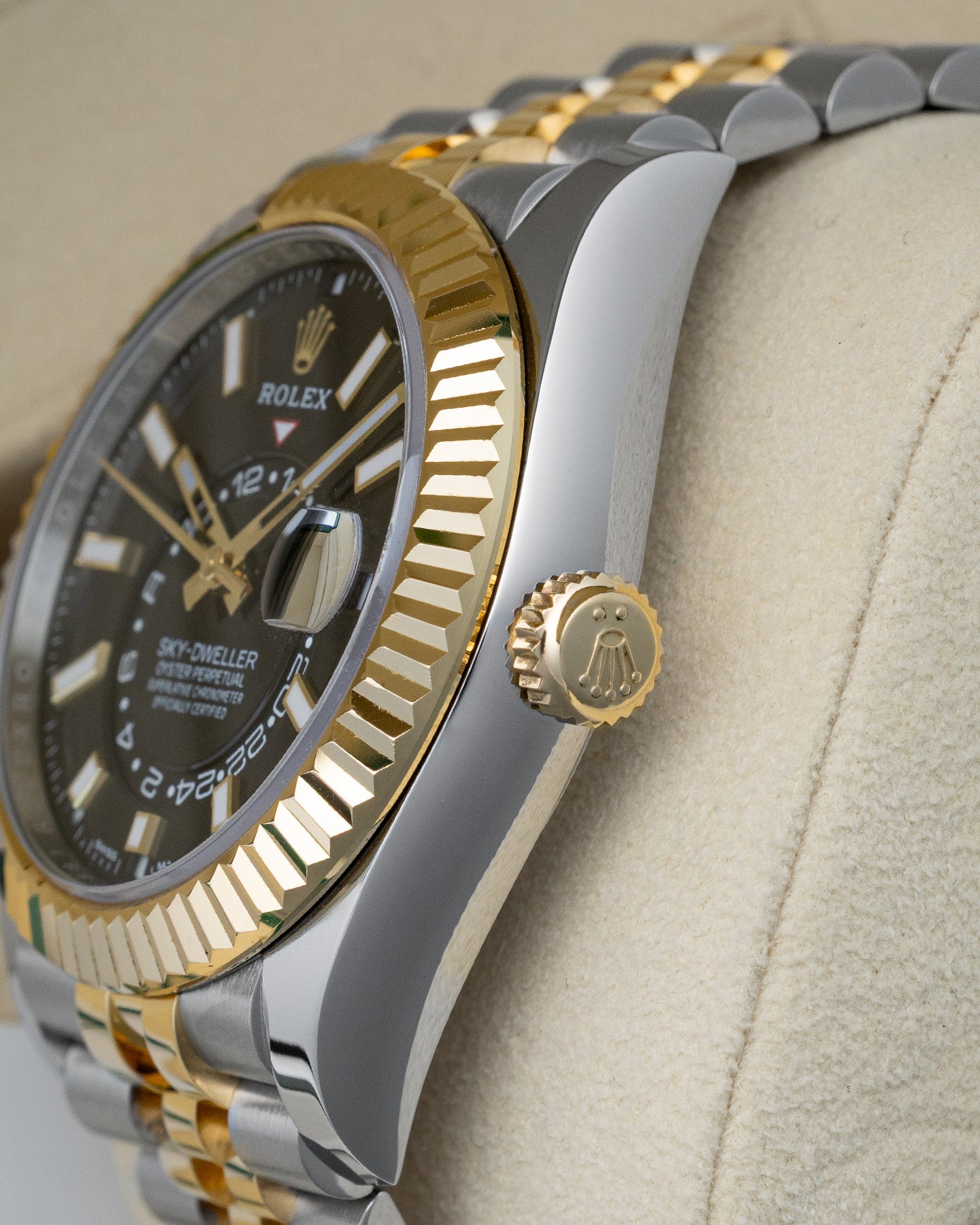 2022 Rolex Sky-Dweller 326933 | Noah's Fine Watches Frisco, Texas