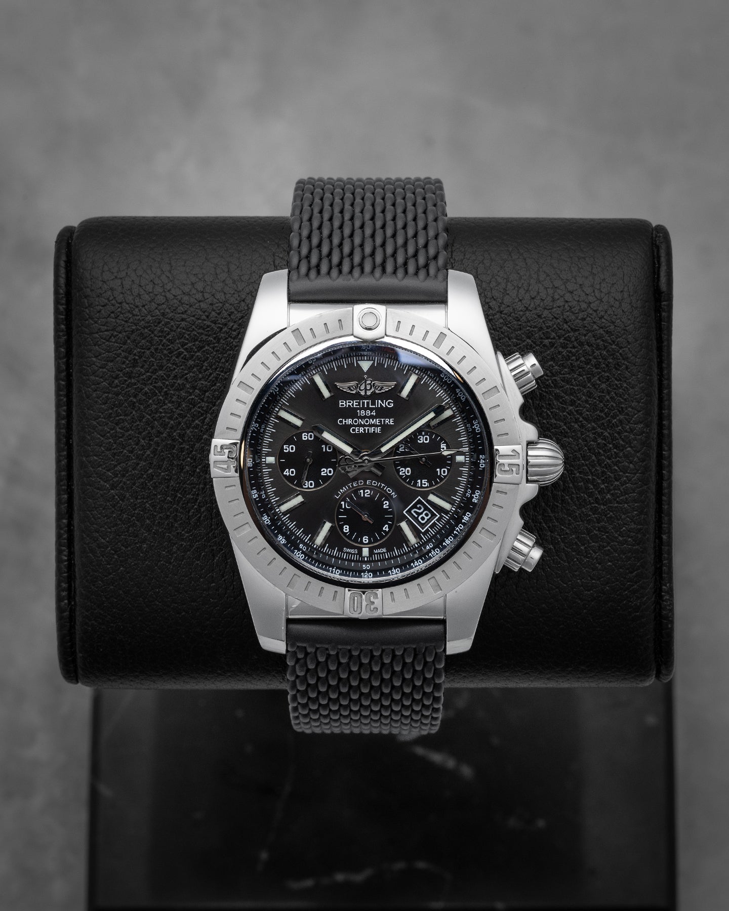Breitling Chronomat Japan Limited Edition AB011511