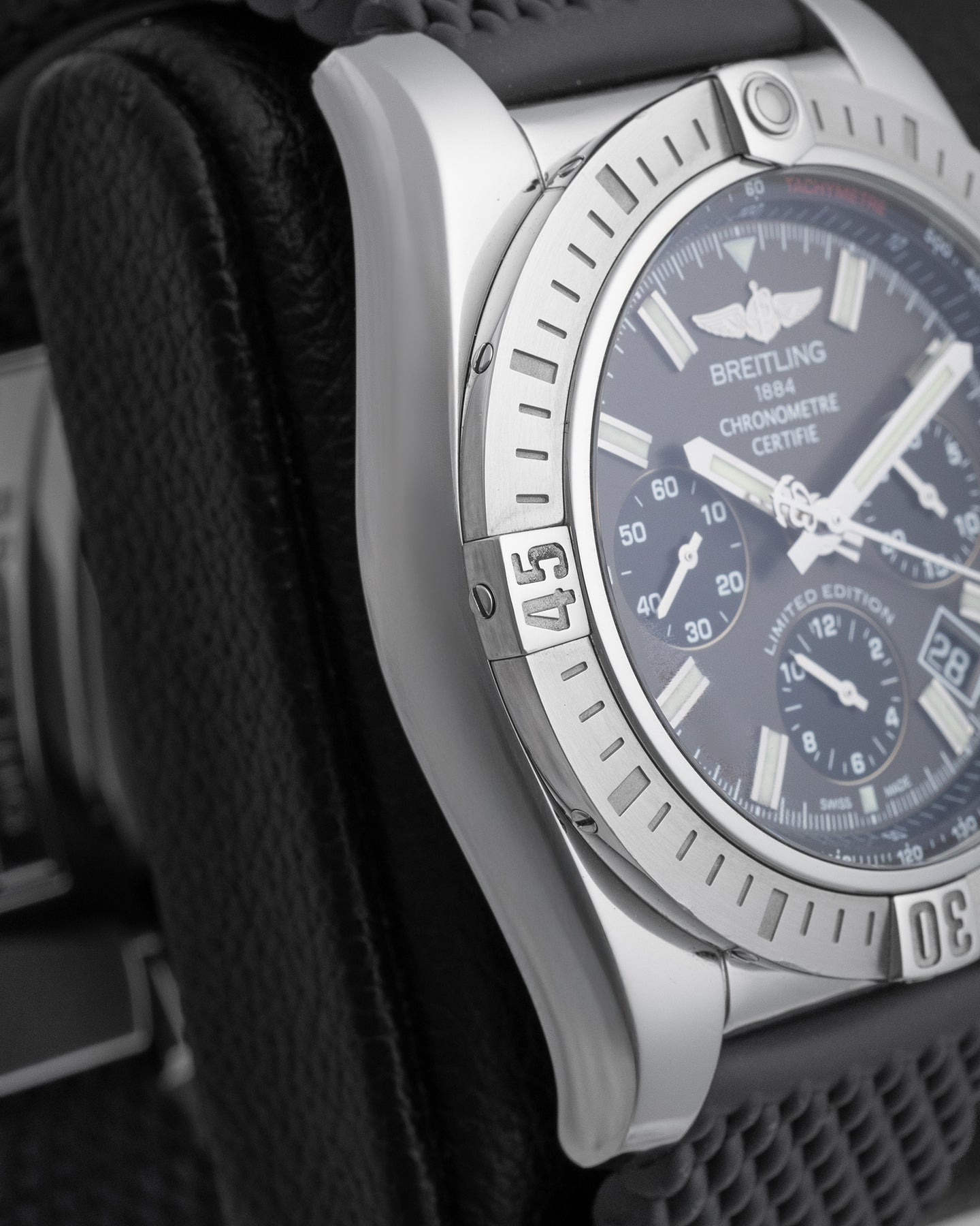 Breitling Chronomat Japan Limited Edition AB011511