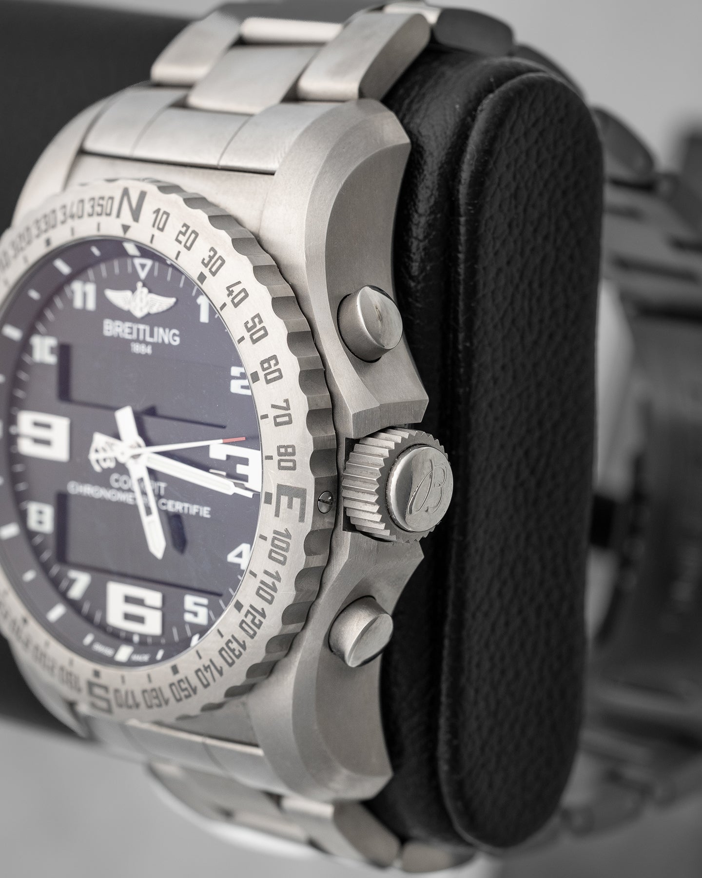 Breitling Cockpit B50 EB501022 | Noah's Fine Watches Frisco, TX