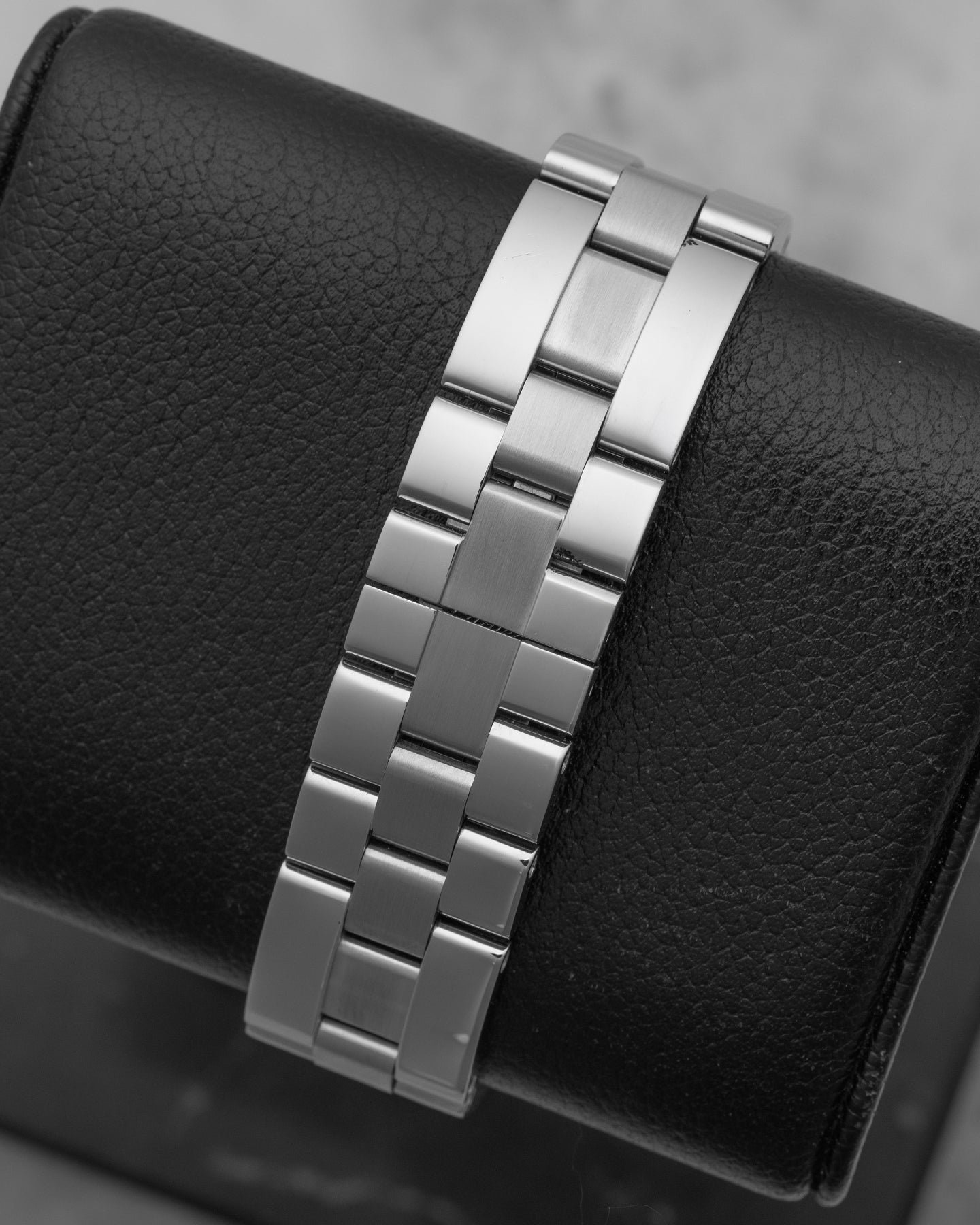 Cartier Roadster Chronograph W62019X6 | Noah's Fine Watches and Jewelry