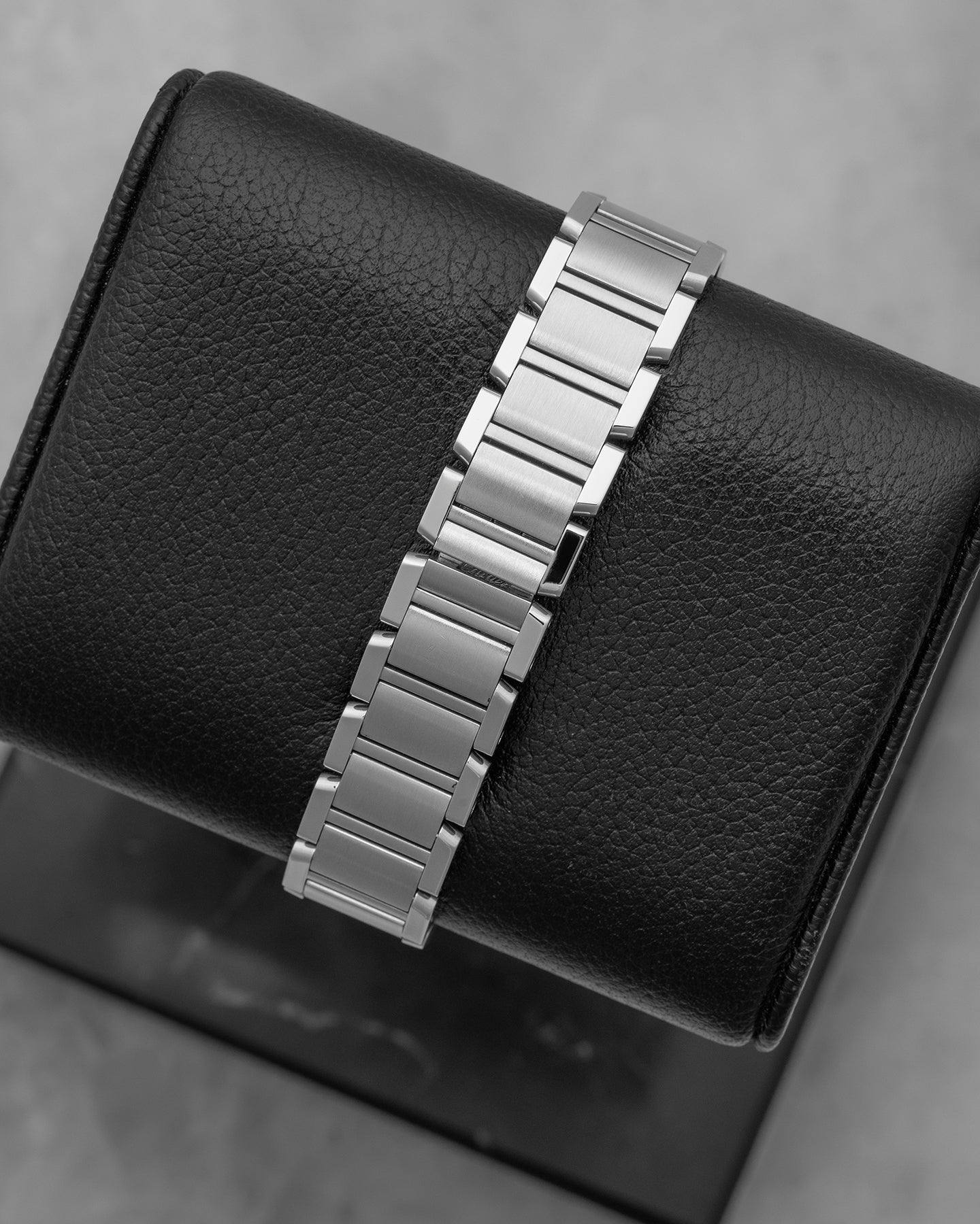 Cartier Tank Francaise 2384 at Noah's Fine Watches | Cartier Watches in Frisco, Texas