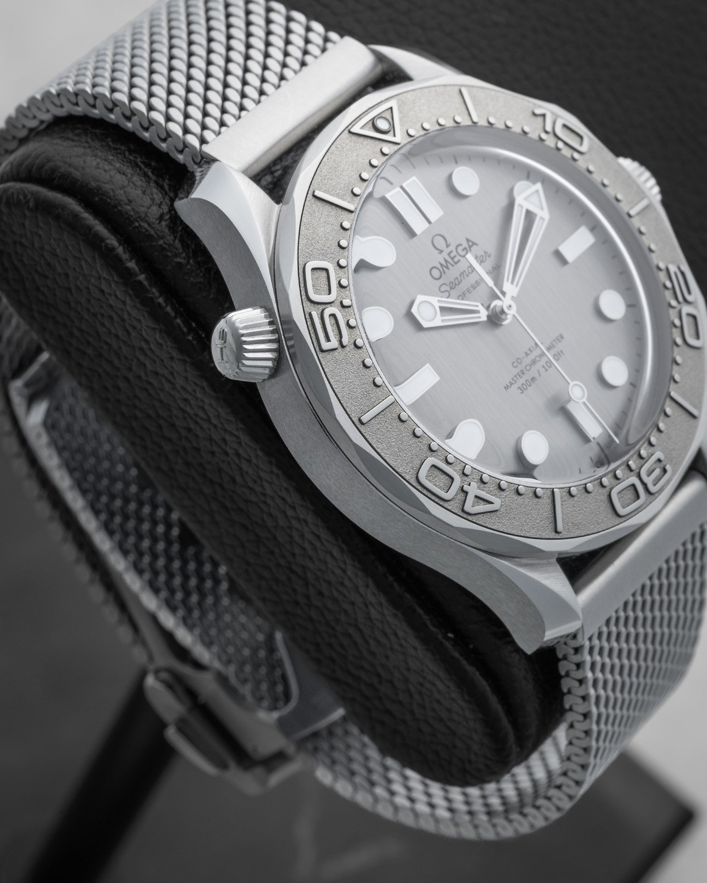 Omega Seamaster 21030422006002 at Noah's Fine Watches & Jewelry | DFW Watches