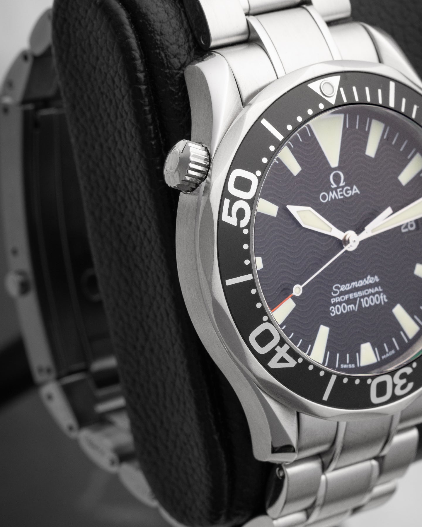 Omega Seamaster 2264.50.00 at Noah's Fine Watches & Jewelry in Frisco, Texas.