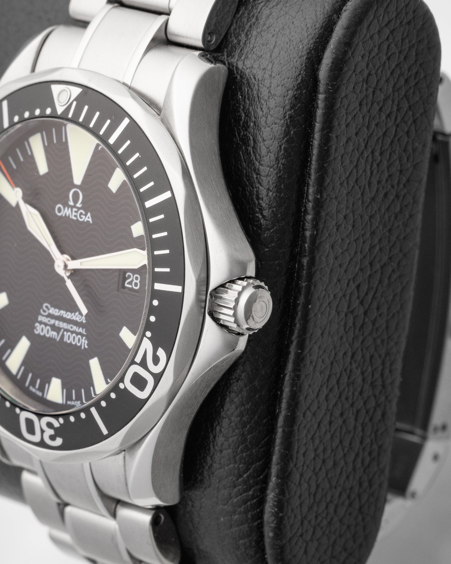 Omega Seamaster 2264.50.00 at Noah's Fine Watches & Jewelry in Frisco, Texas.