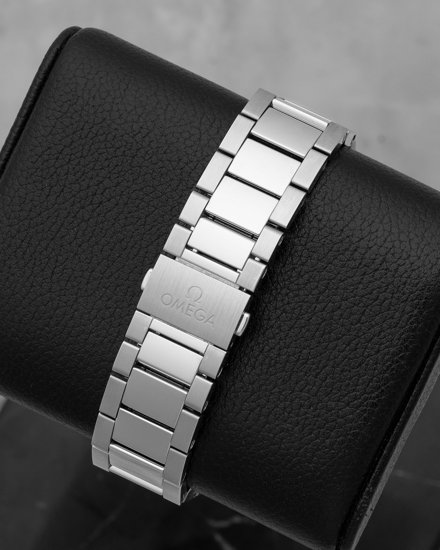 Green Omega Seamaster Aqua Terra 220.10.41.21.10.001 | Noah's Fine Watches Dallas, TX