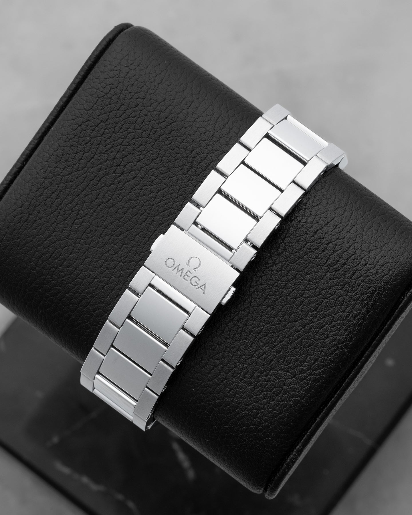 Omega Seamaster Aquaterra 22010412103004 | DFW Watches