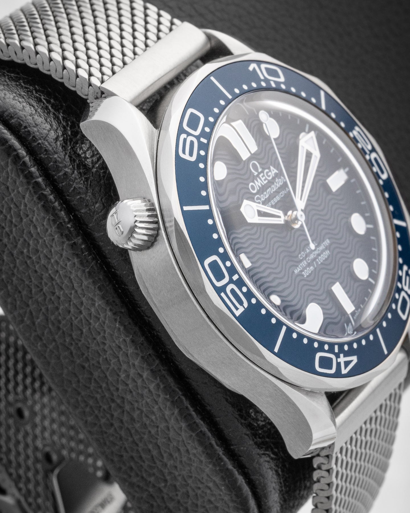 Omega Seamaster Diver James Bond 60th Anniversary Watch | Noah's Fine Watches and Jewelry Dallas