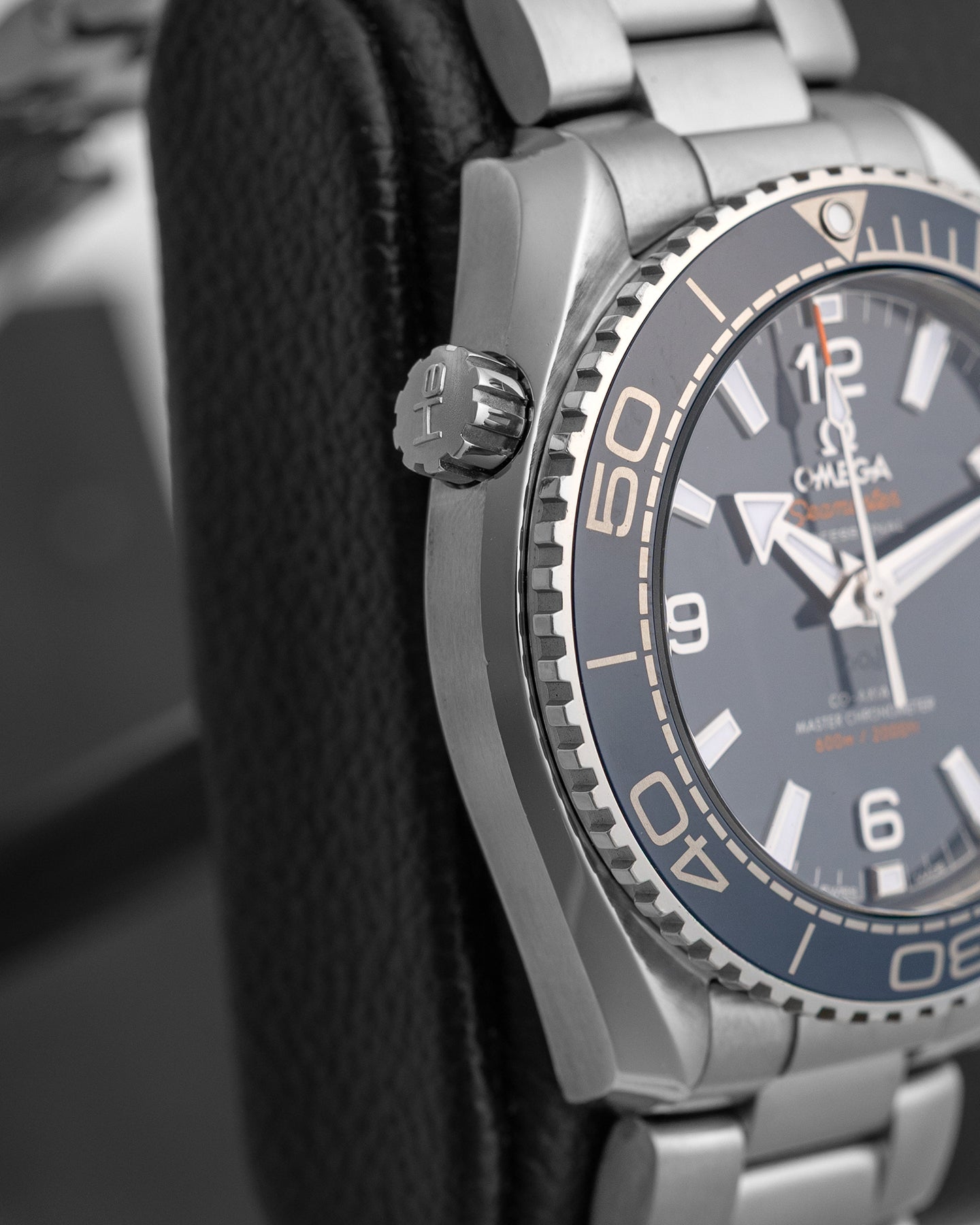39.7mm Omega Seamaster Planet Ocean 600M | Noah's Fine Watches