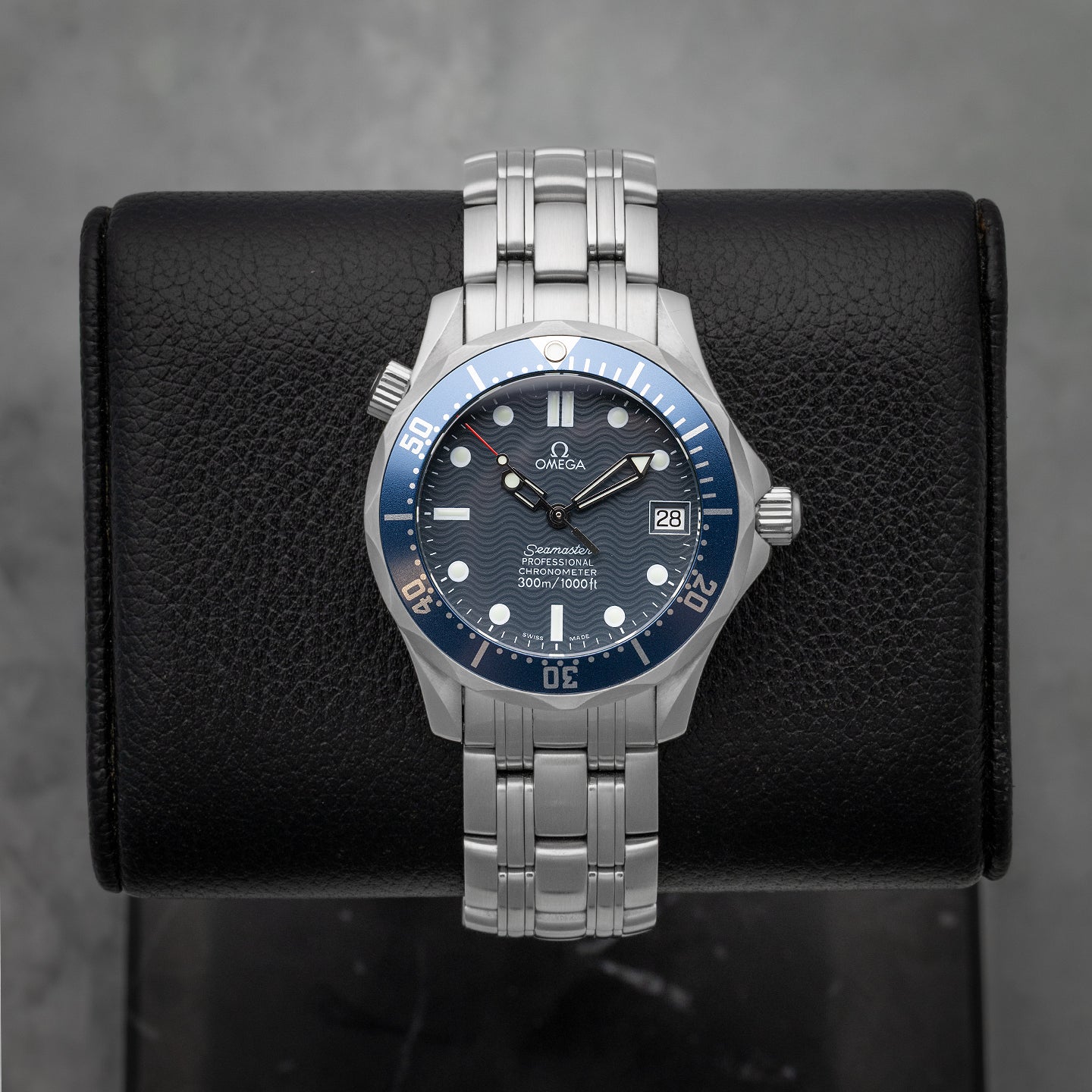Omega Seamaster Professional 2551.80.00 | Noah's Fine Watches Dallas, Texas