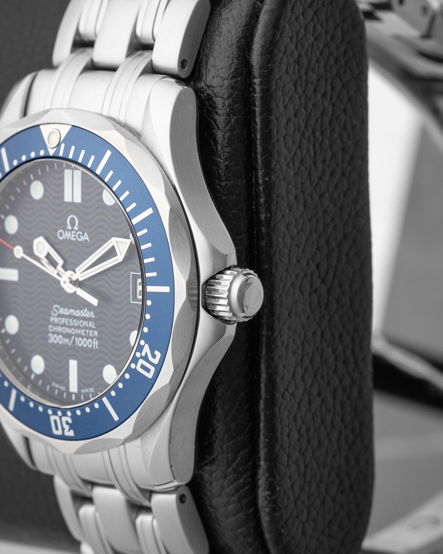 Omega Seamaster Professional 2551.80.00 | Noah's Fine Watches Dallas, Texas