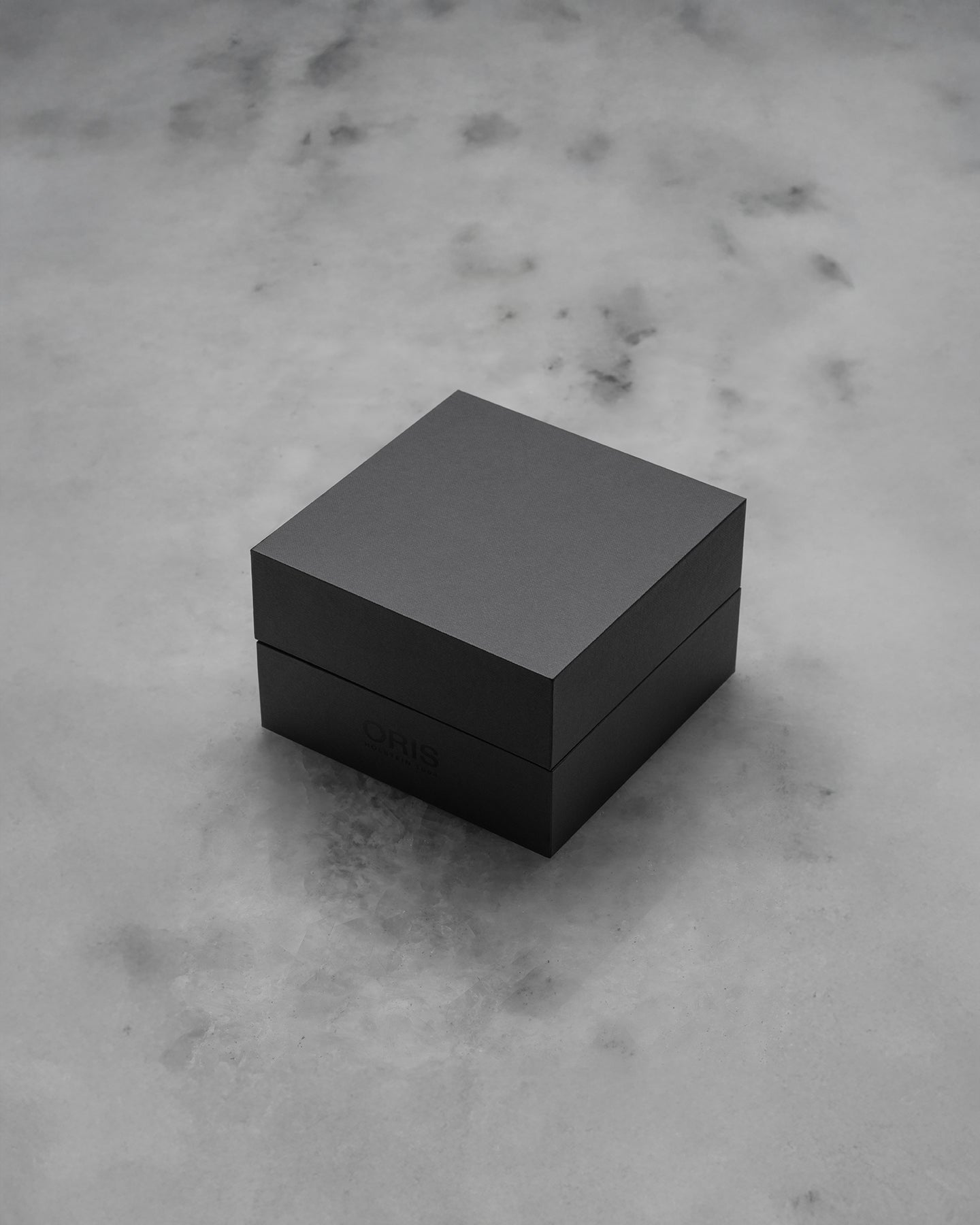 Oris Aquis Date Calibre 400 01 400 7769 4135 | Noah's Fine Watches Dallas, Texas