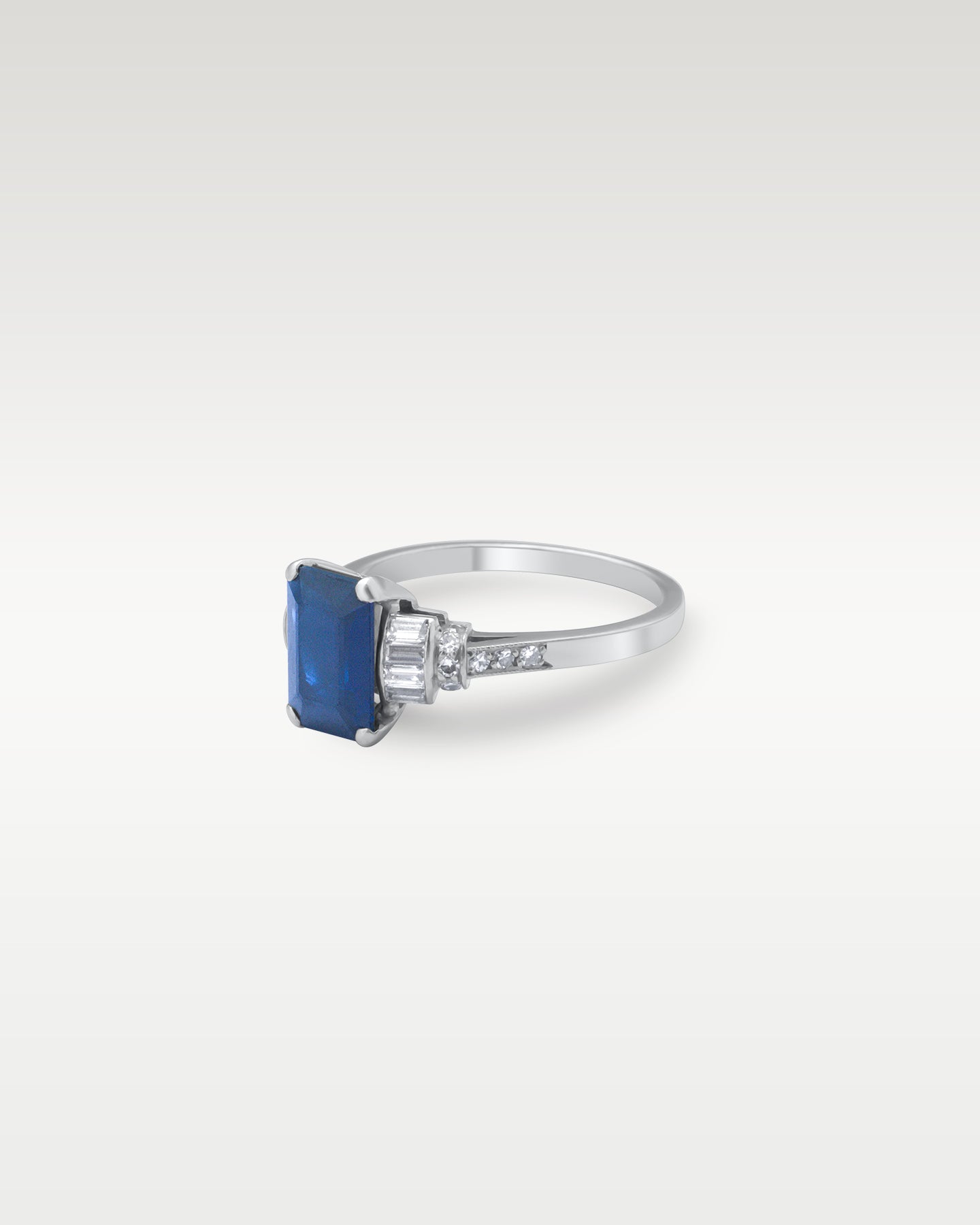Platinum Sapphire and Diamond Deco Ring | Noah's Fine Jewelry Frisco, TX