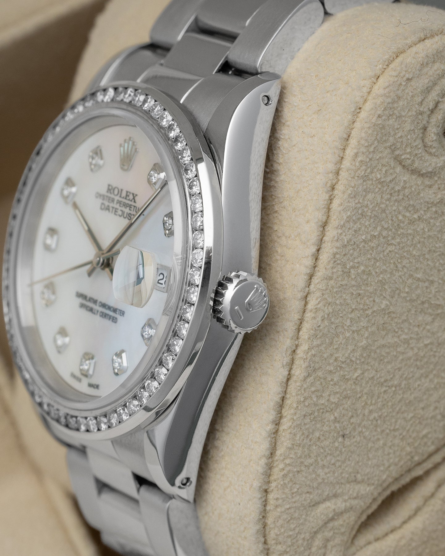 Mother of Pearl Diamond Bezel Rolex Datejust 16220 | Noah’s Fine Watches Dallas