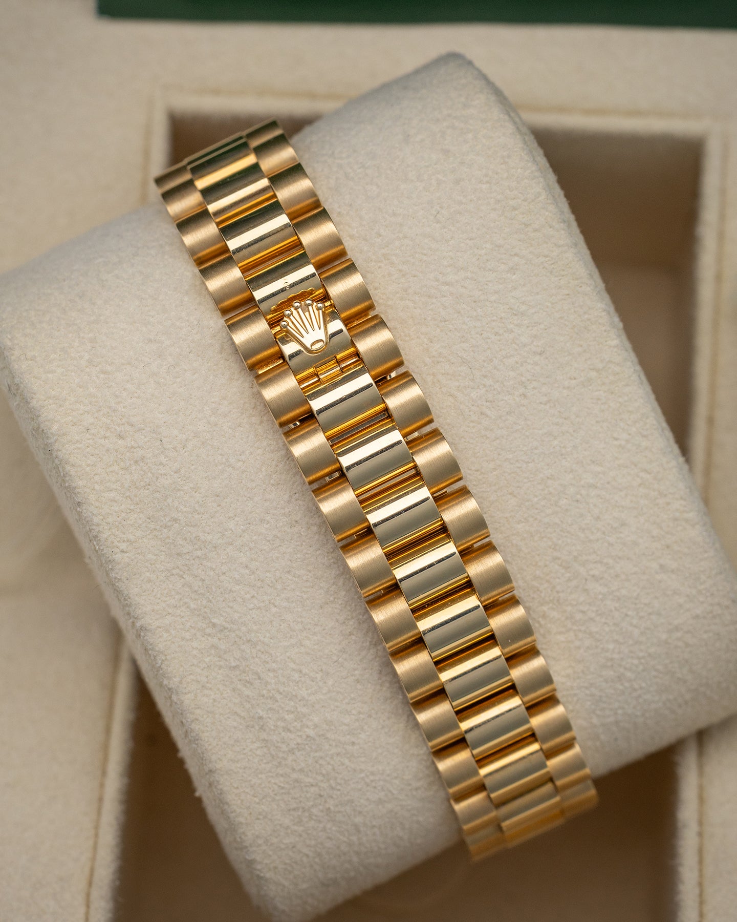 Women's Yellow Gold Rolex Datejust 179178 2007 | Noah's Fine Watches and Jewelry
