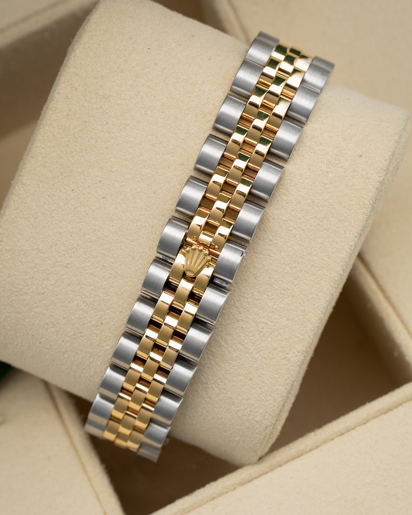 Mother of Pearl Diamond Rolex Datejust 179313 | Noah's Fine Watches Frisco, Texas