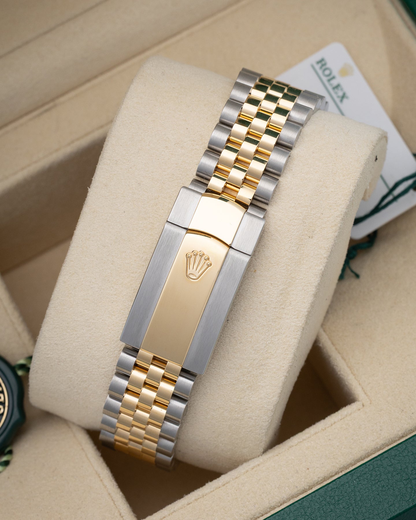 Rolex Datejust Champagne Diamond 126233 | Noah's Fine Watches Dallas, Texas