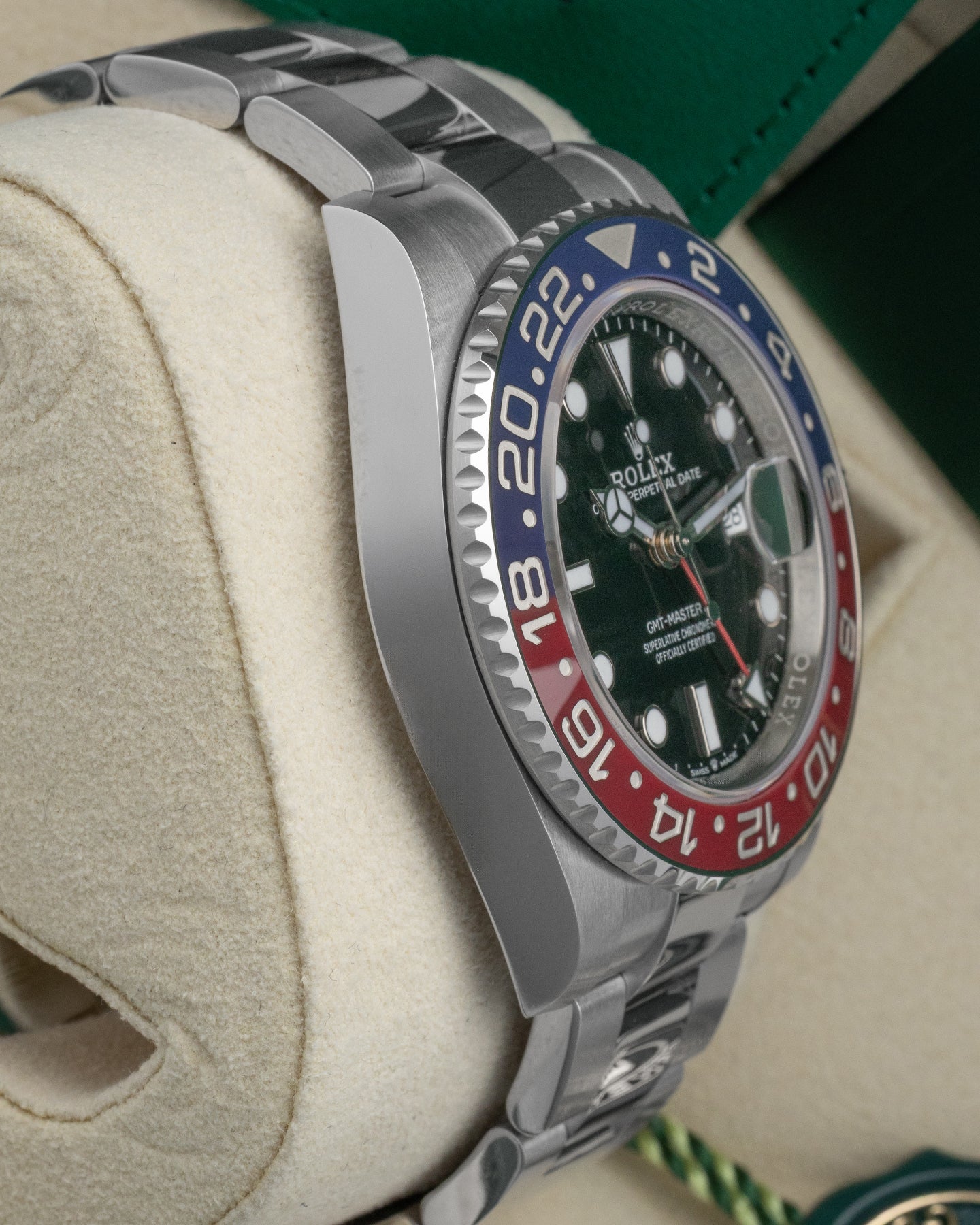 Rolex GMT-Master II 126710BLRO