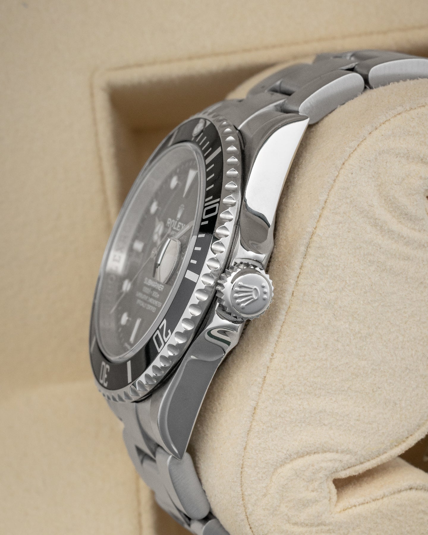 Rolex Submariner 16610 at Noah's Fine Watches & Jewelry