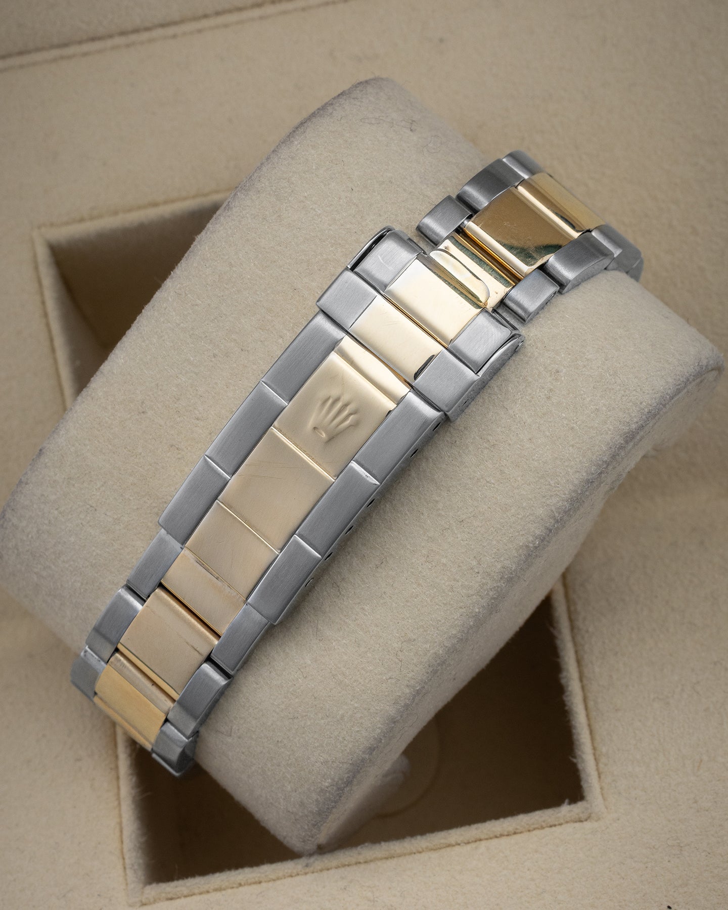 Submariner 16613 Rolex Watch | Noah's Fine Watches and Jewelry Dallas