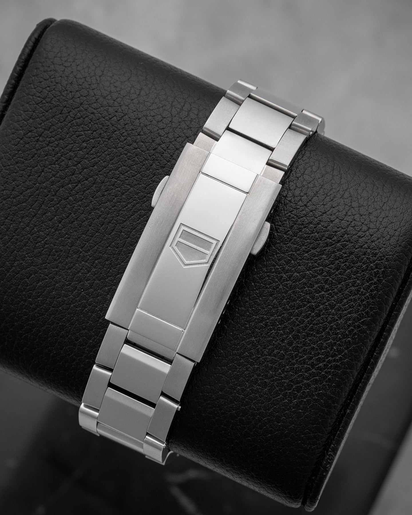 Blue 2023 Tag Heuer Aquaracer WBP2111 Watch | Noah's Fine Watches and Jewelry Dalals