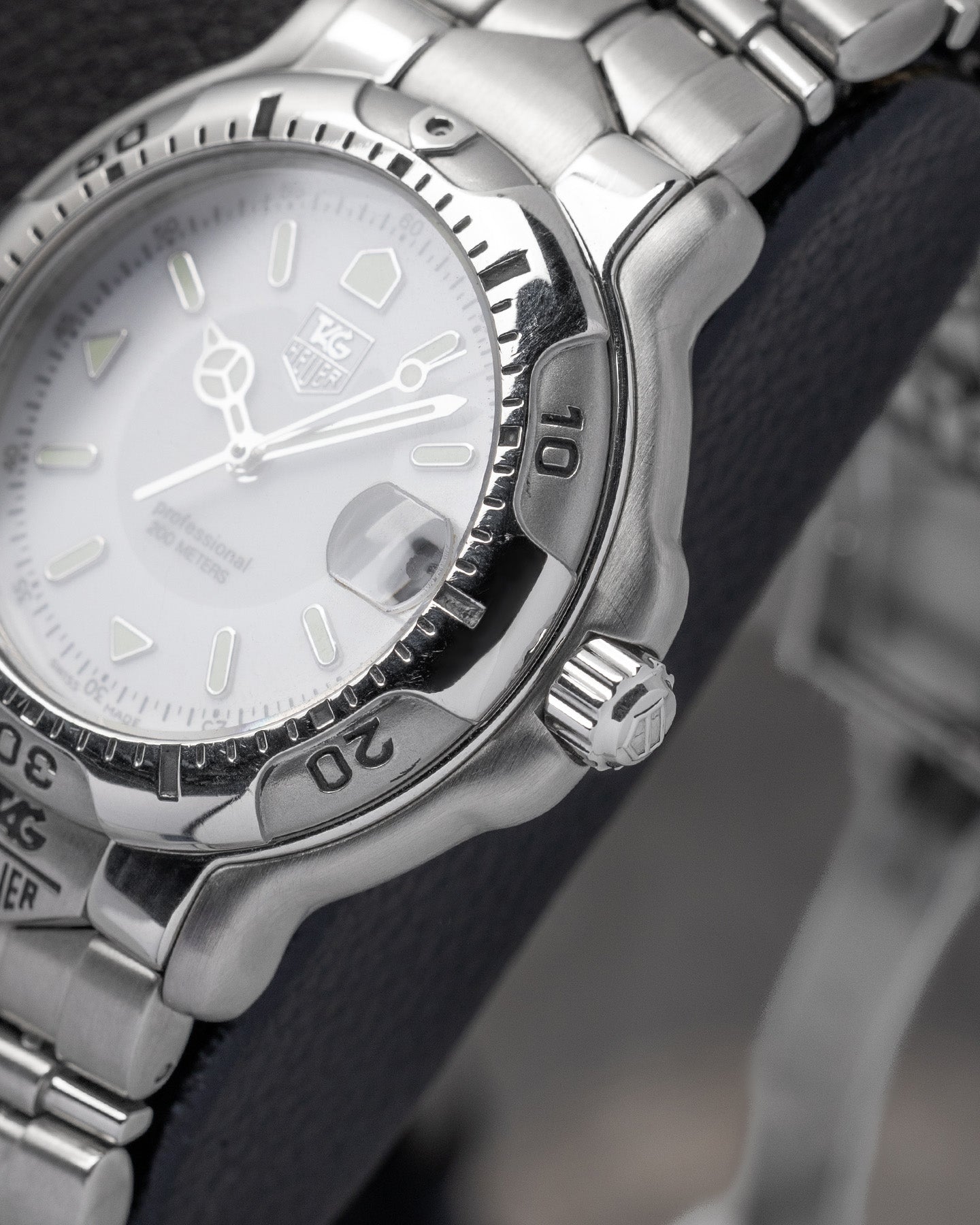 Tag Heuer Professional 6000 WH1111-K1 White Watch | Noah's Fine Watches and Jewelry Dallas