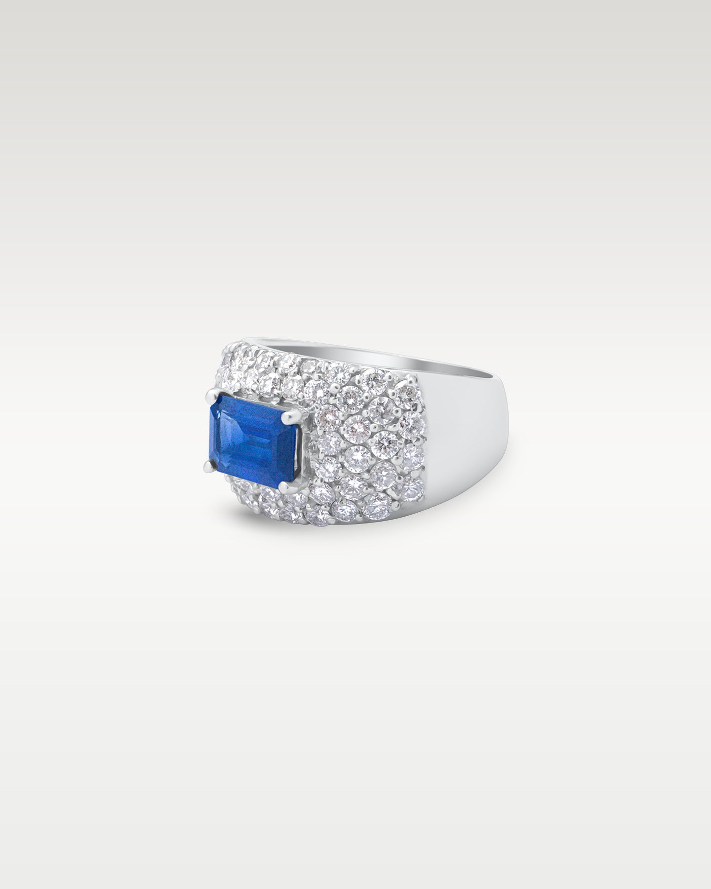 14k White Gold Emerald Cut Sapphire and Diamond Ring | Noah’s Fine Jewelry Dallas