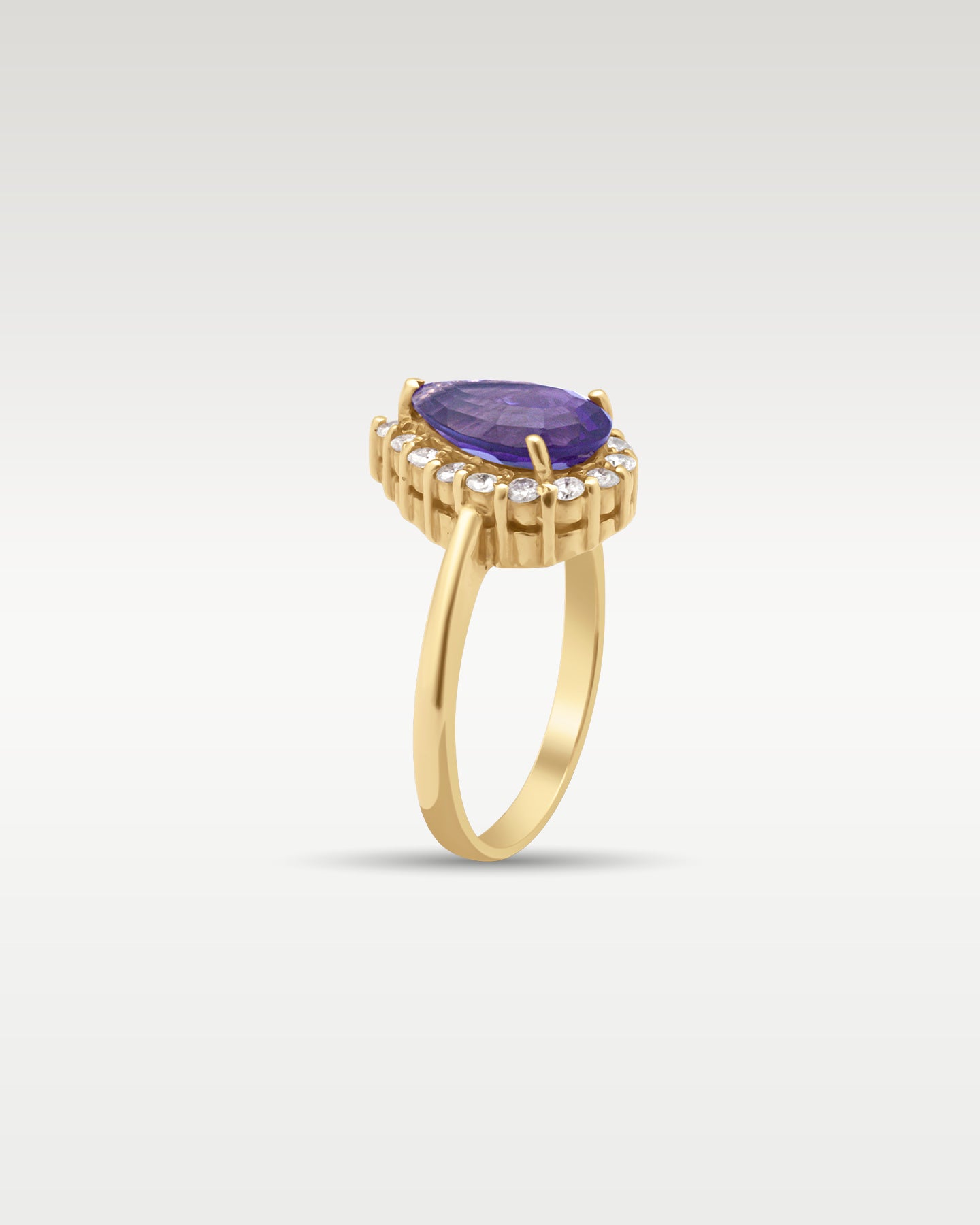 14k Yellow Gold Pear-Cut Amethyst and Diamond Ring | Noah's Fine Jewelry TX