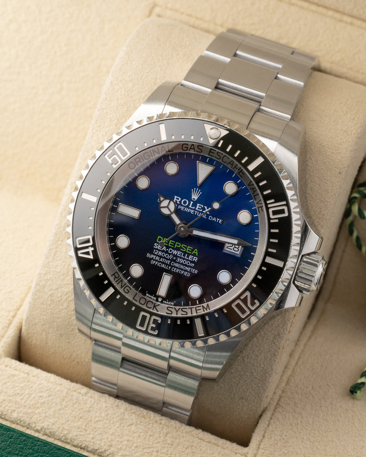 Rolex Sea-Dweller Deepsea 126660