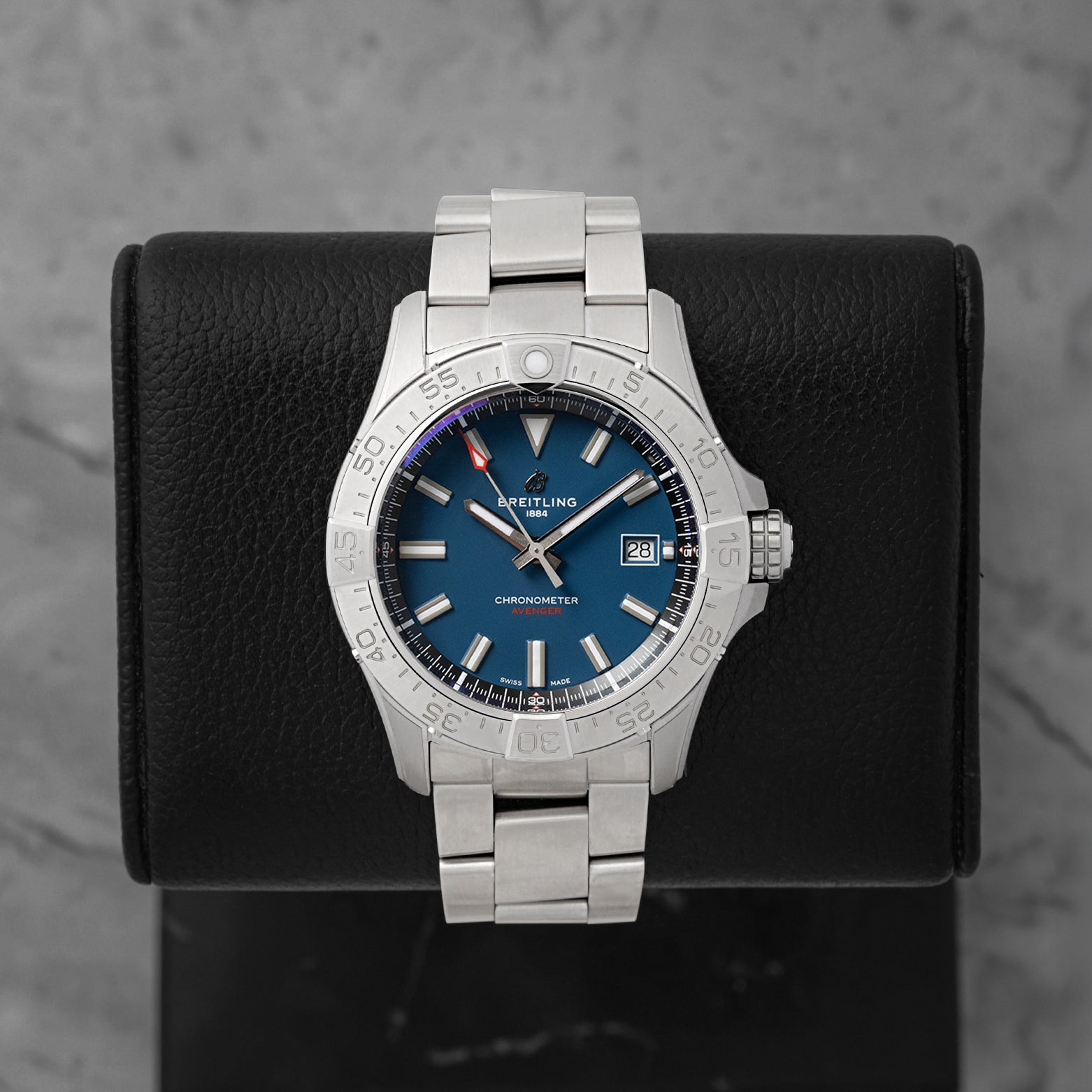 Breitling Avenger Automatic 42 A17328