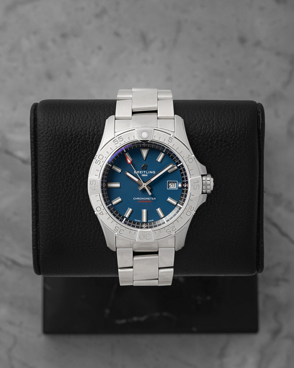 Breitling Avenger Automatic 42 A17328