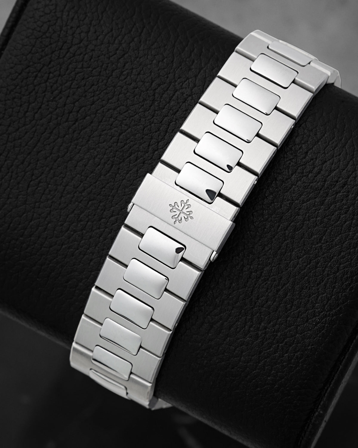 Patek Philippe Nautilus 5990/1A at Noah's Fine Watches & Jewelry