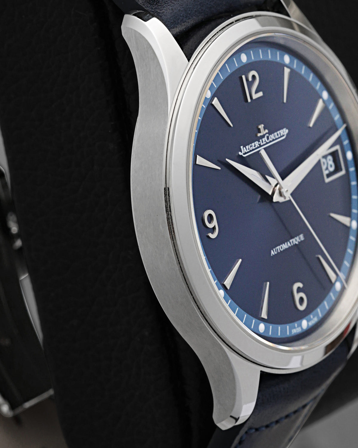 Jaeger-LeCoultre Master Control Date Q4018480 | Noah's Fine Watches & Jewelry