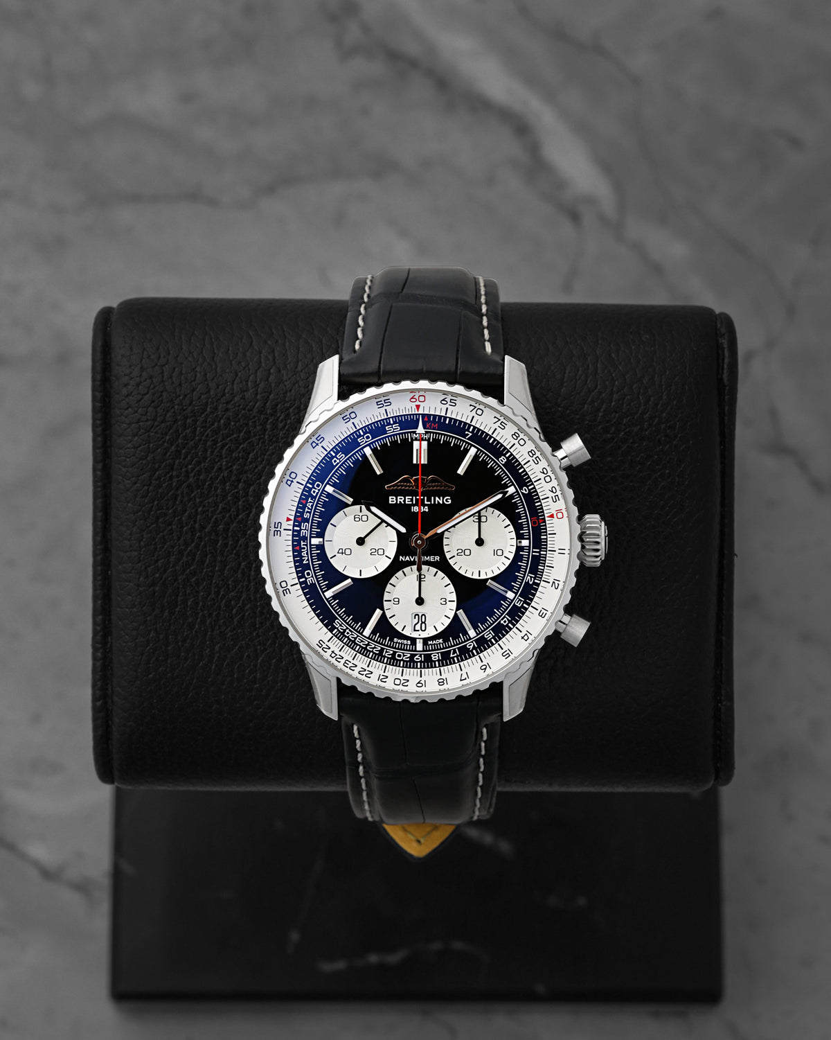 Breitling Navitimer B01 Chronograph 43 | Noah's Fine Watches & Jewelry