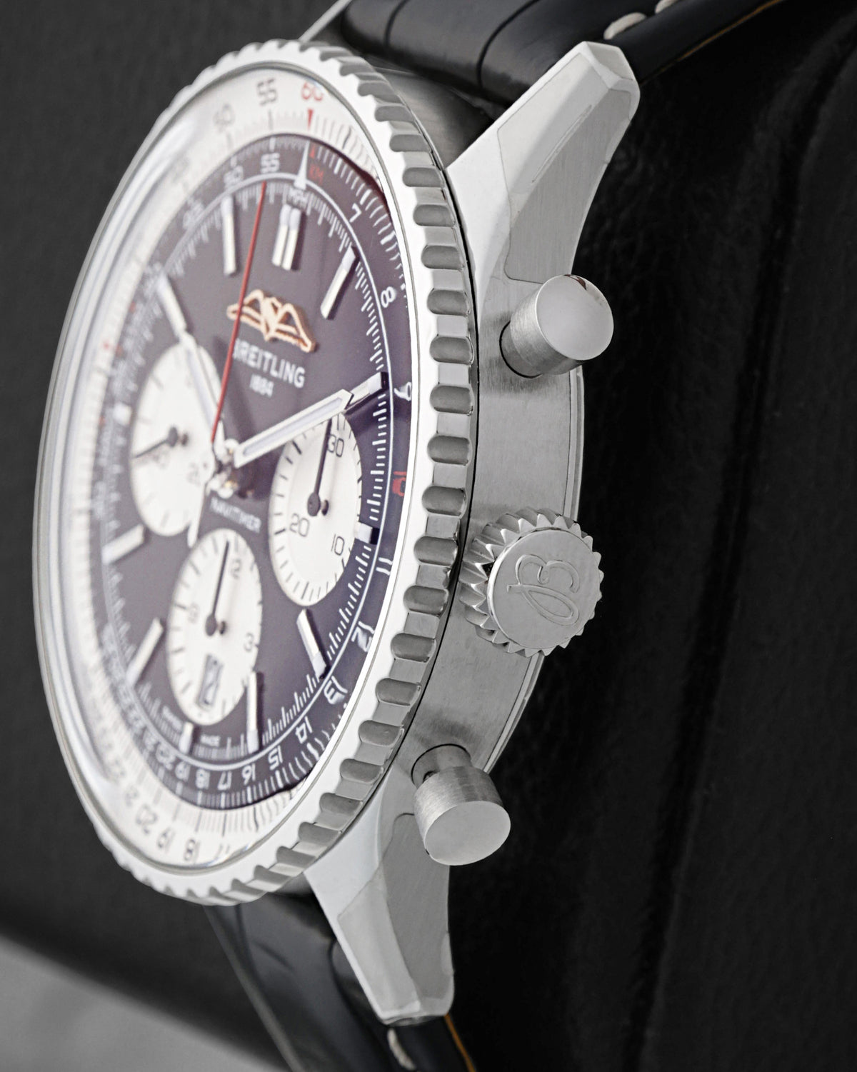 Breitling Navitimer B01 Chronograph 43 | Noah's Fine Watches & Jewelry