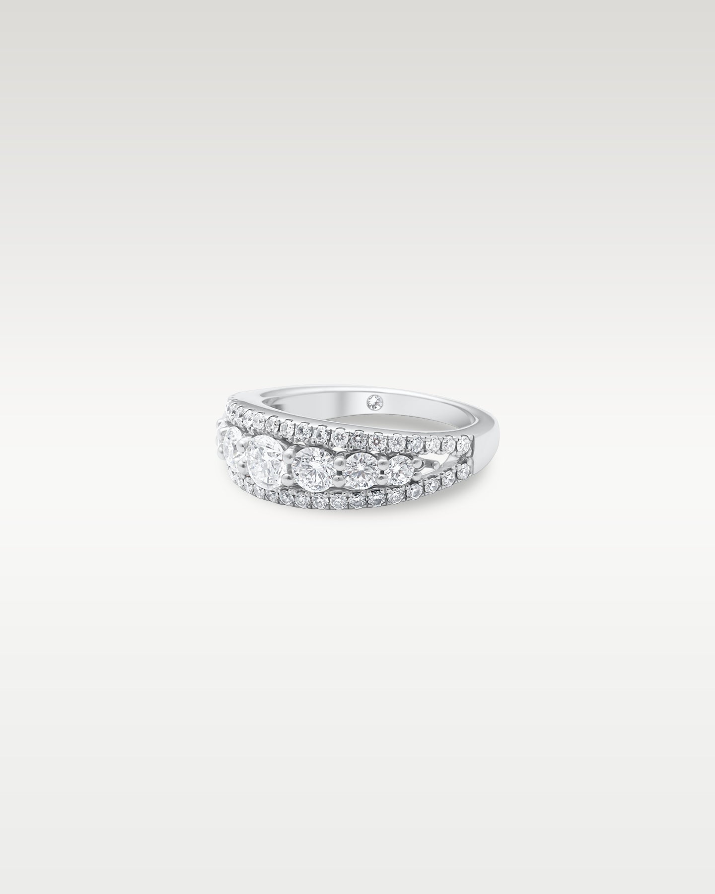 14k White Gold Leo Diamond Ring | Noah's Fine Jewelry Frisco TX