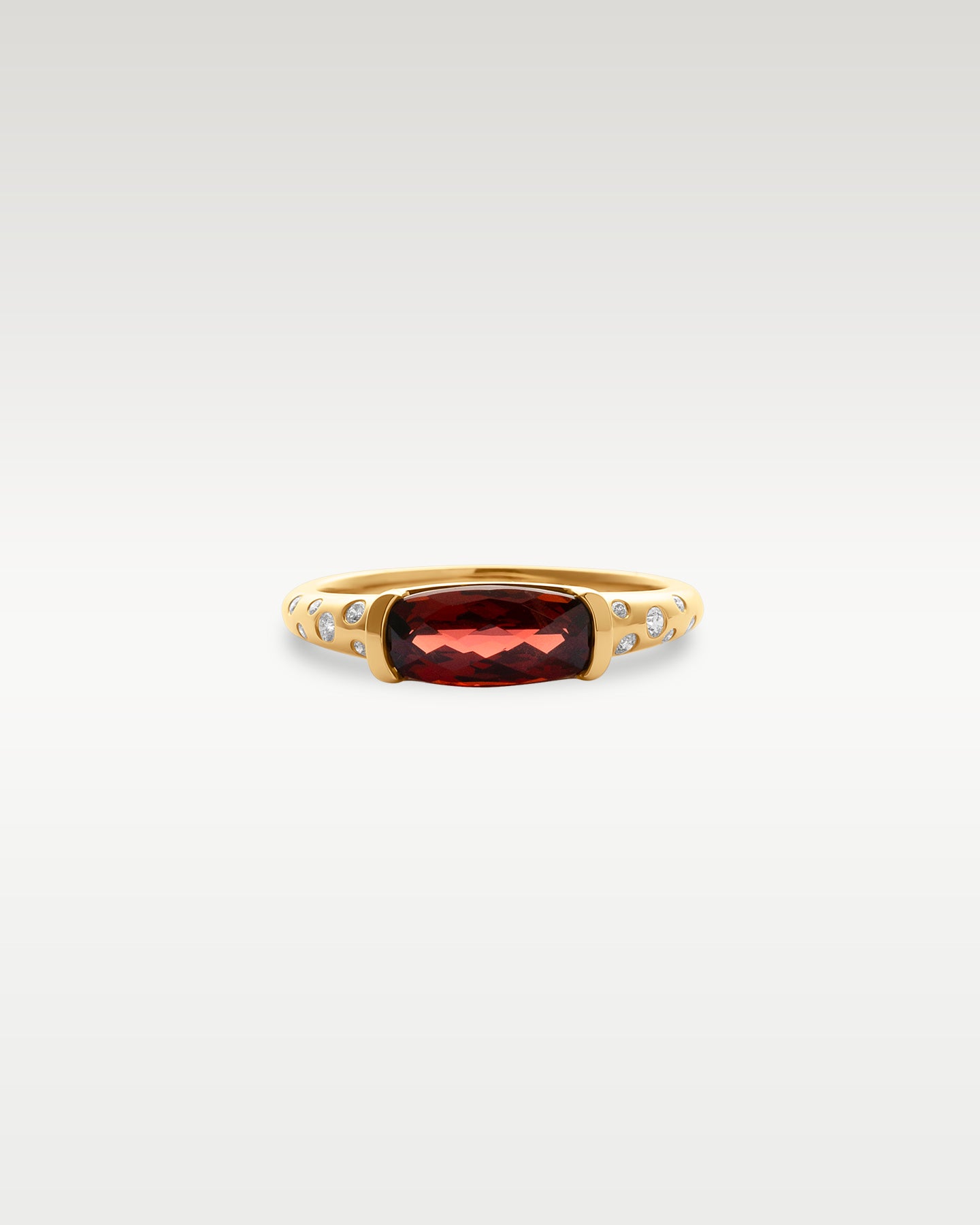 14k Yellow Gold Garnet & Diamond Ring | Noah's Fine Jewelry Frisco, Texas