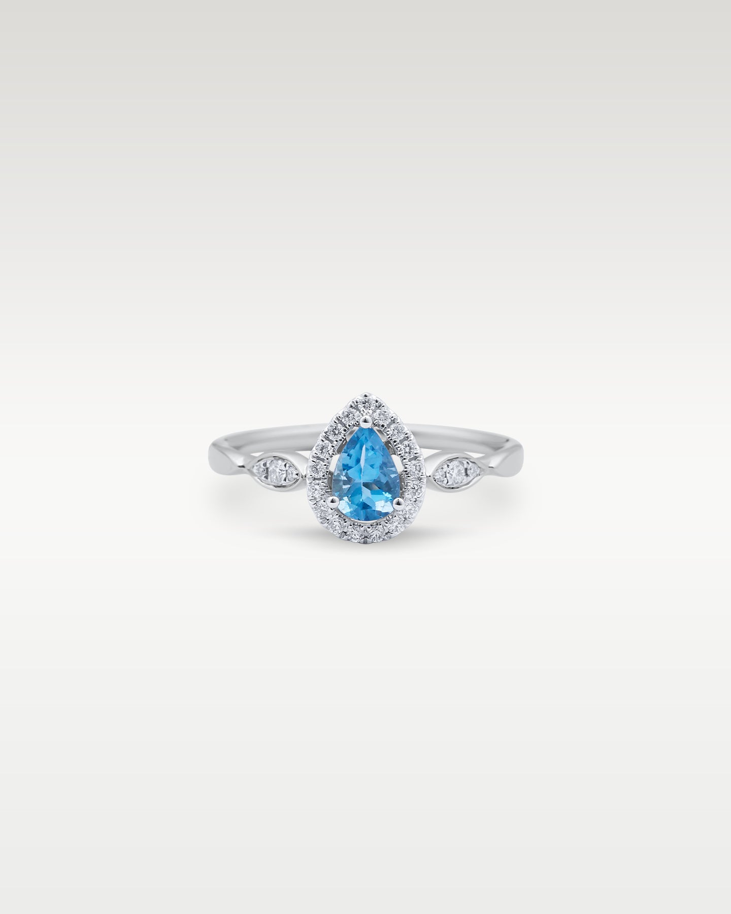 18K Gold Aquamarine & Pear Diamond Ring | Noah's Fine Jewelry Dallas, Texas