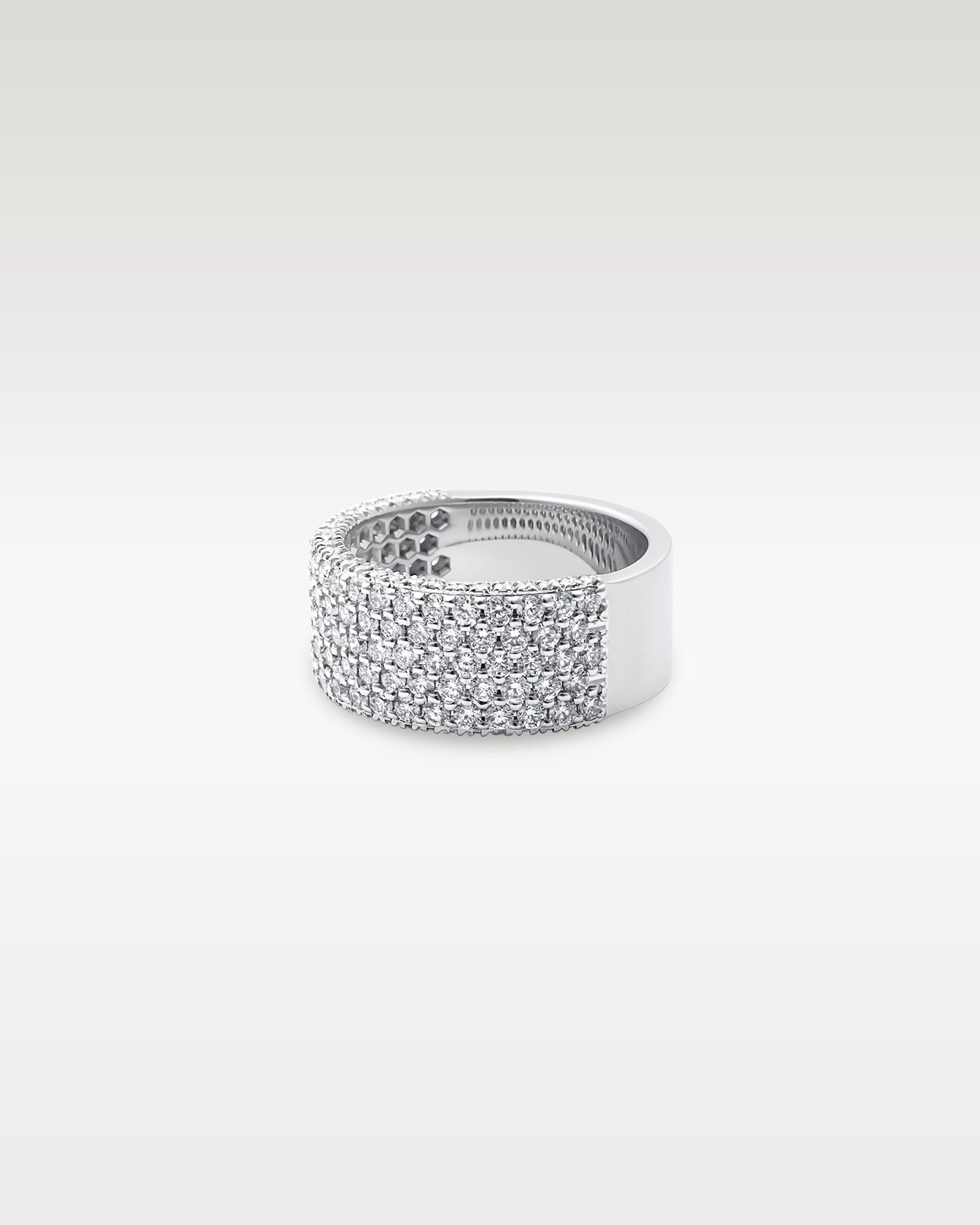 18k White Gold Wide Diamond Band | Noah's Fine Jewelry Friso