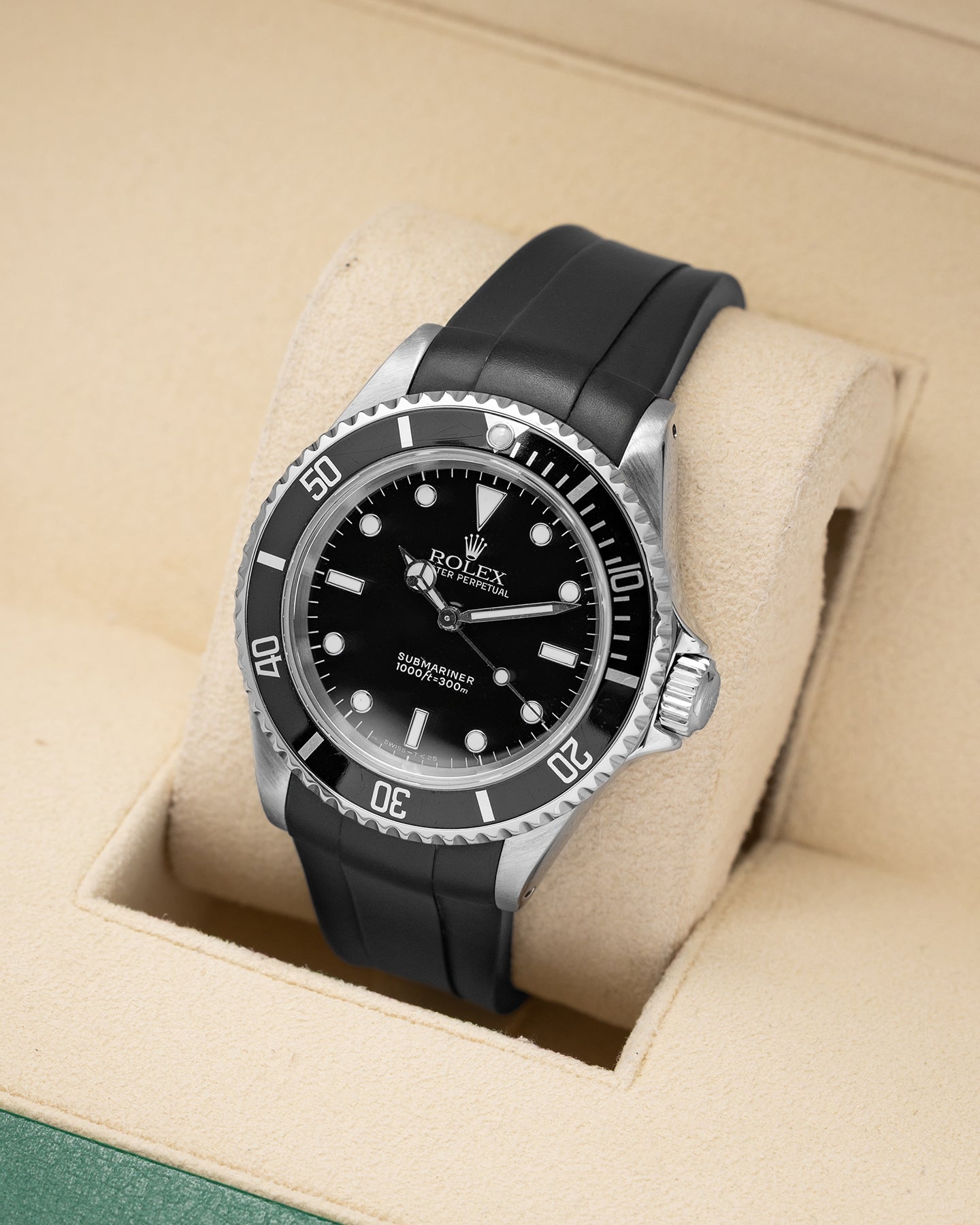 1995 Rolex Submariner 14060 | Noah's Fine Watches and Jewelry