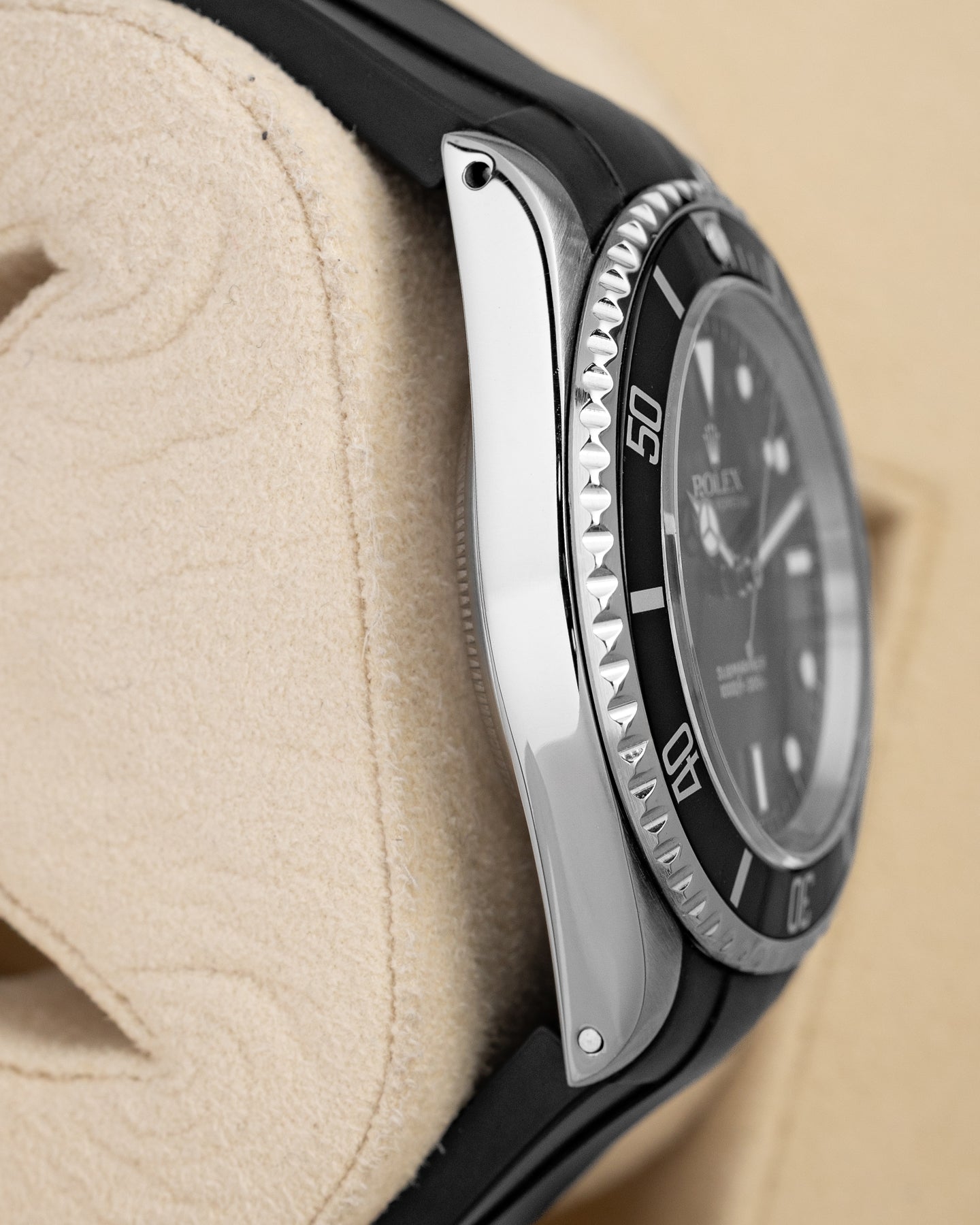 1995 Rolex Submariner 14060 | Noah's Fine Watches and Jewelry