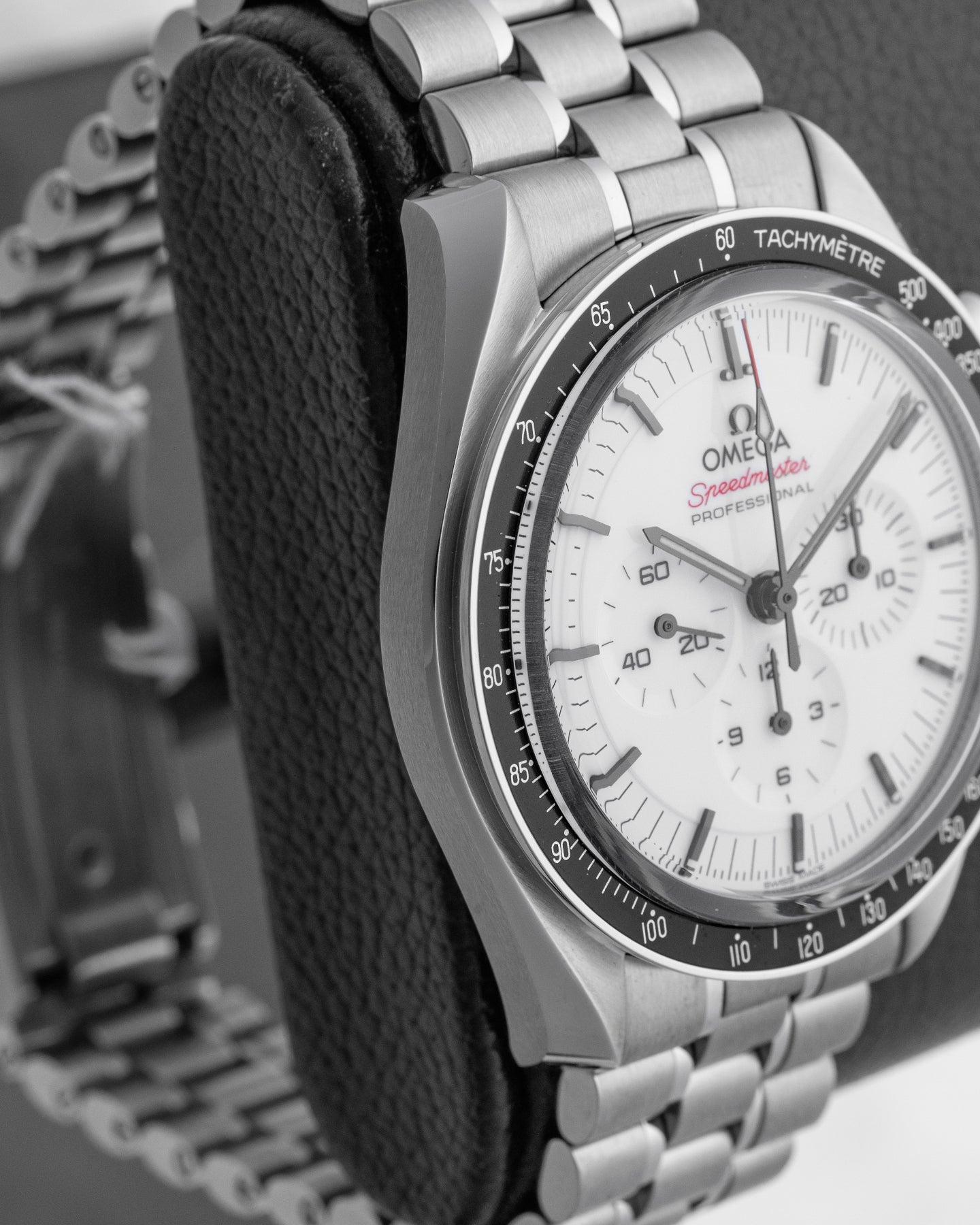 Omega Speedmaster Professional Moonwatch 310.30.42.50.04.001 | Noahs Fine Watches & Jewelry Dallas